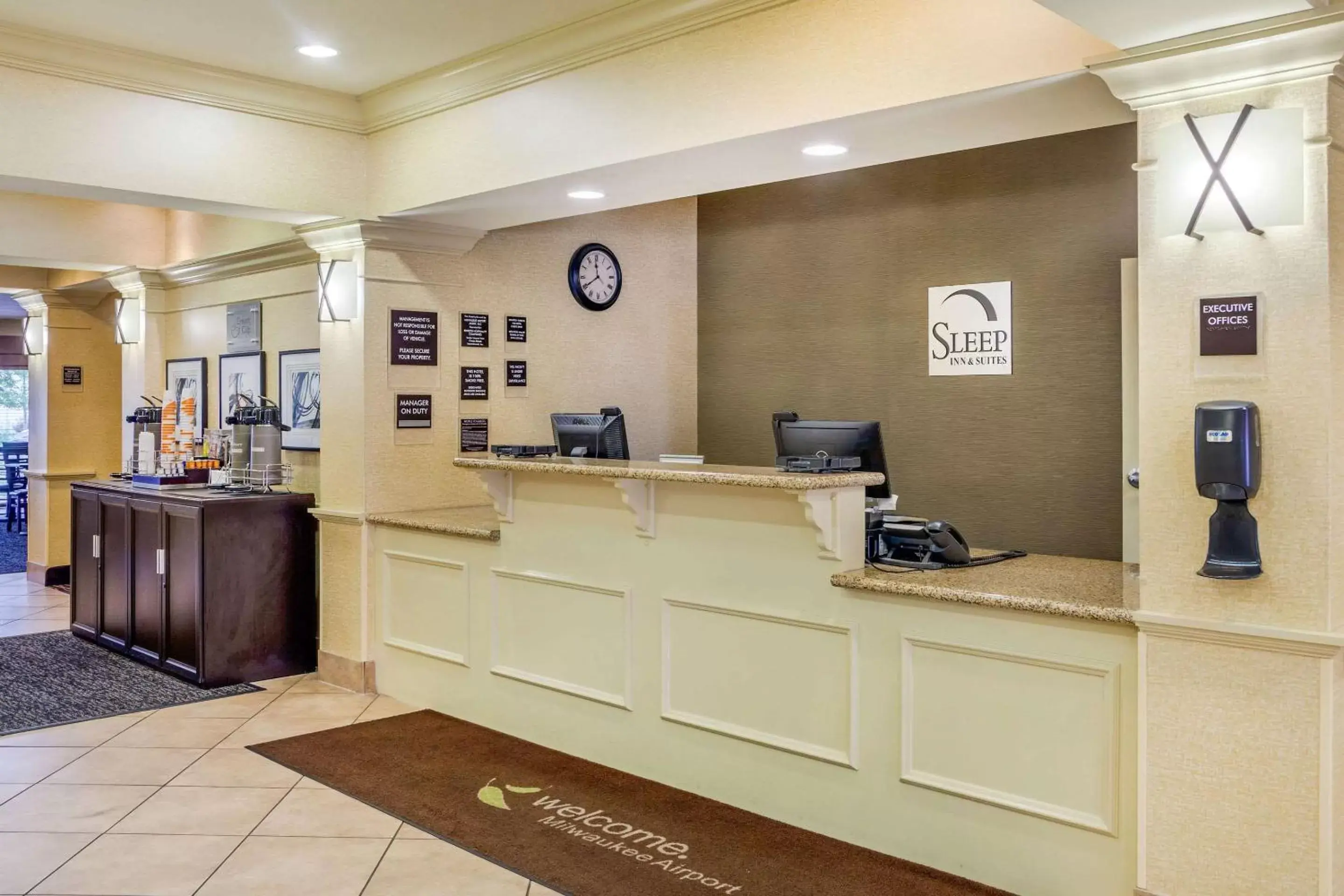 Lobby or reception, Lobby/Reception in Sleep Inn & Suites Airport Milwaukee