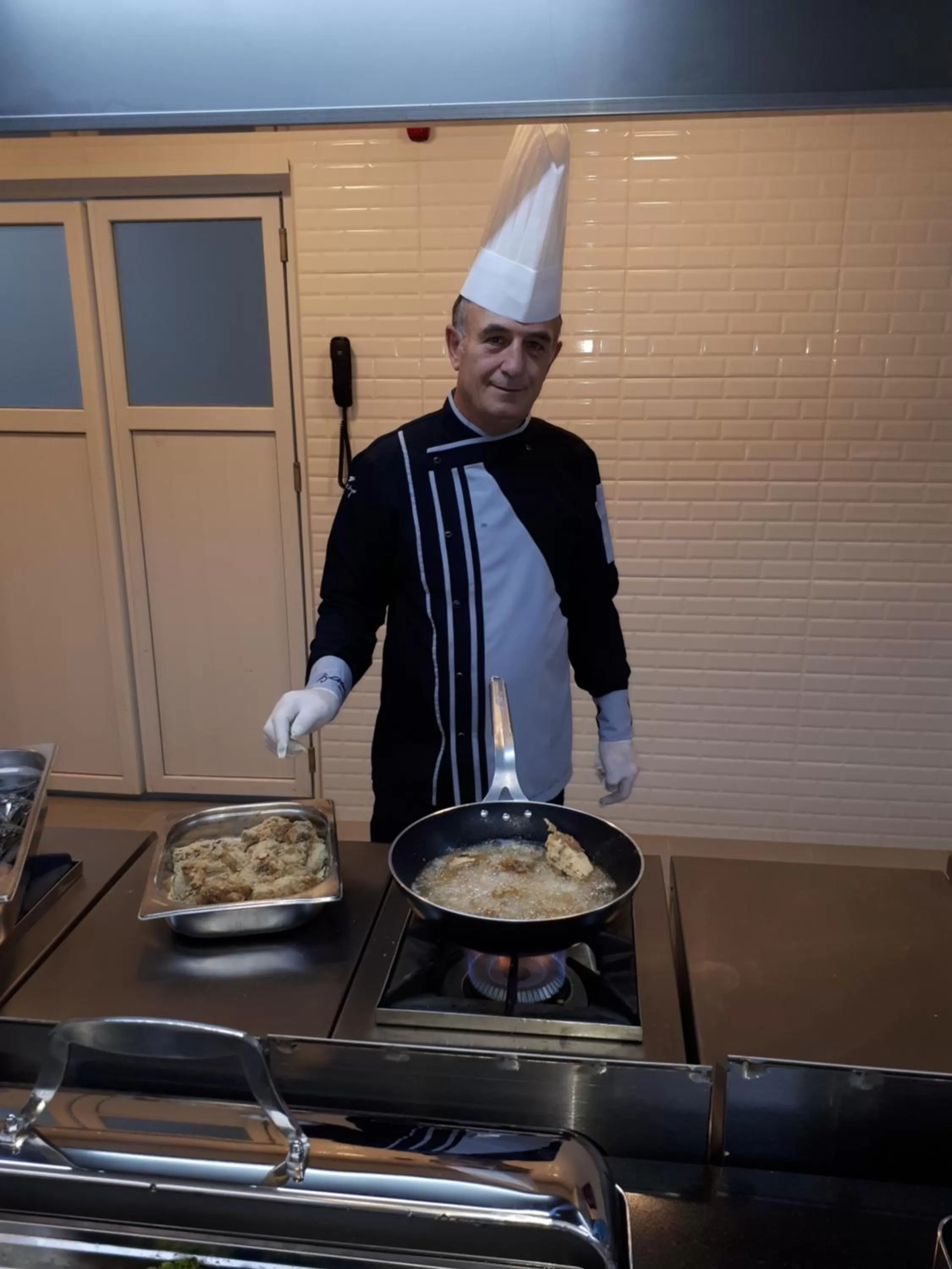 Food in Ramira City Hotel - Adult Only (16+)