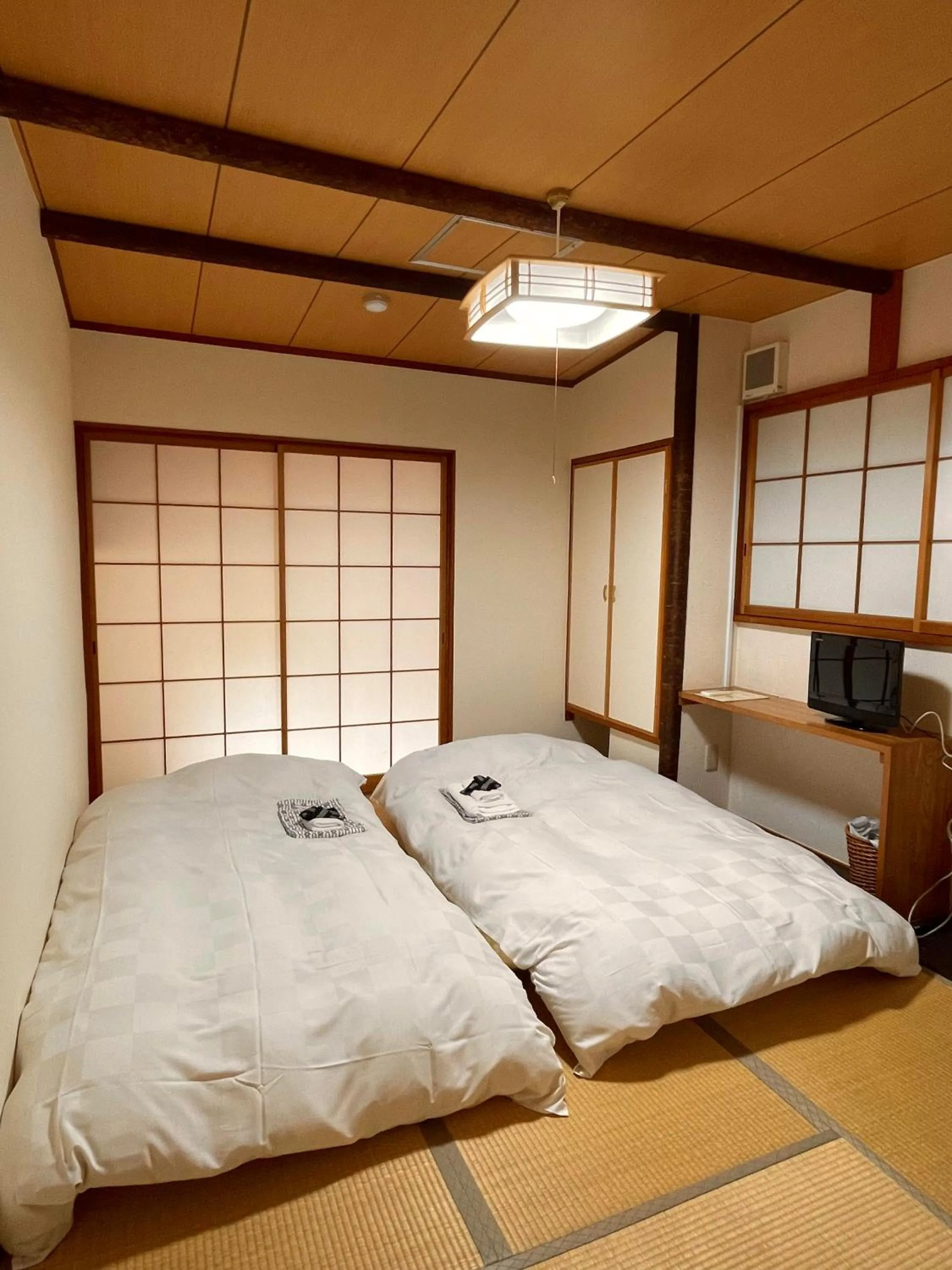Japanese-Style Twin Room with Shared Bathroom - single occupancy in Hotel Fukudaya