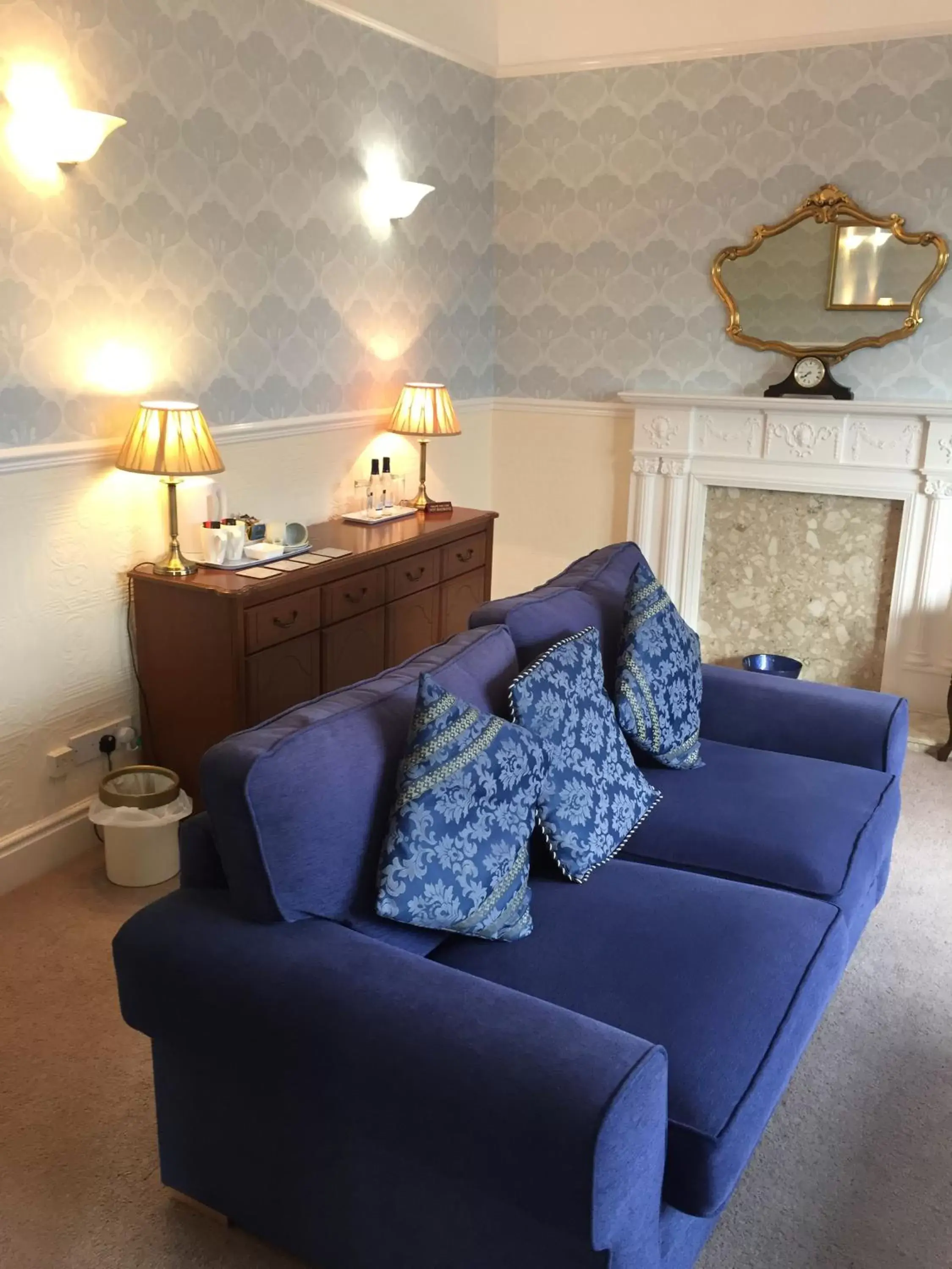 Living room, Seating Area in The Chetwynde Hotel