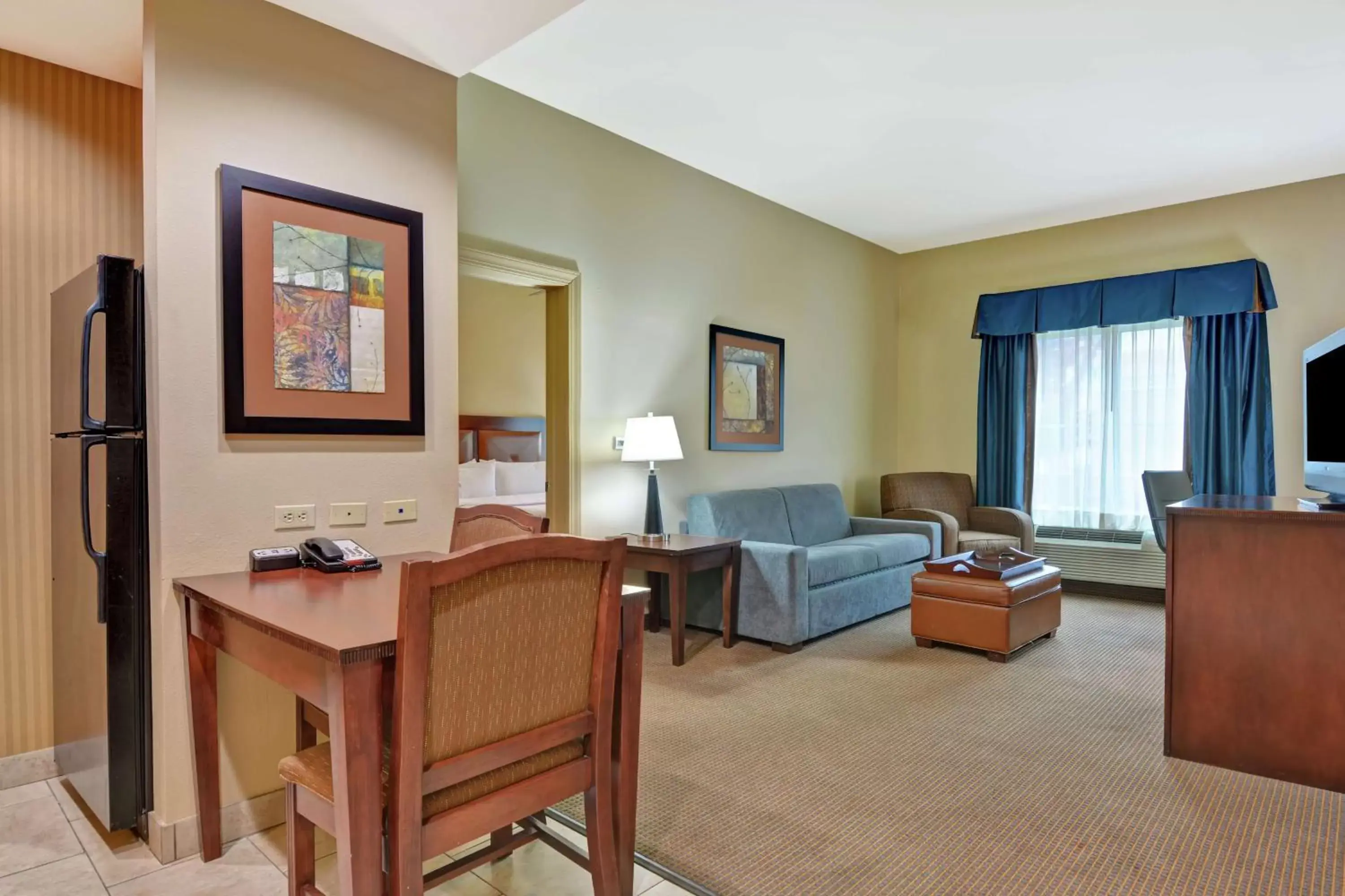 Living room, Seating Area in Homewood Suites by Hilton Fayetteville