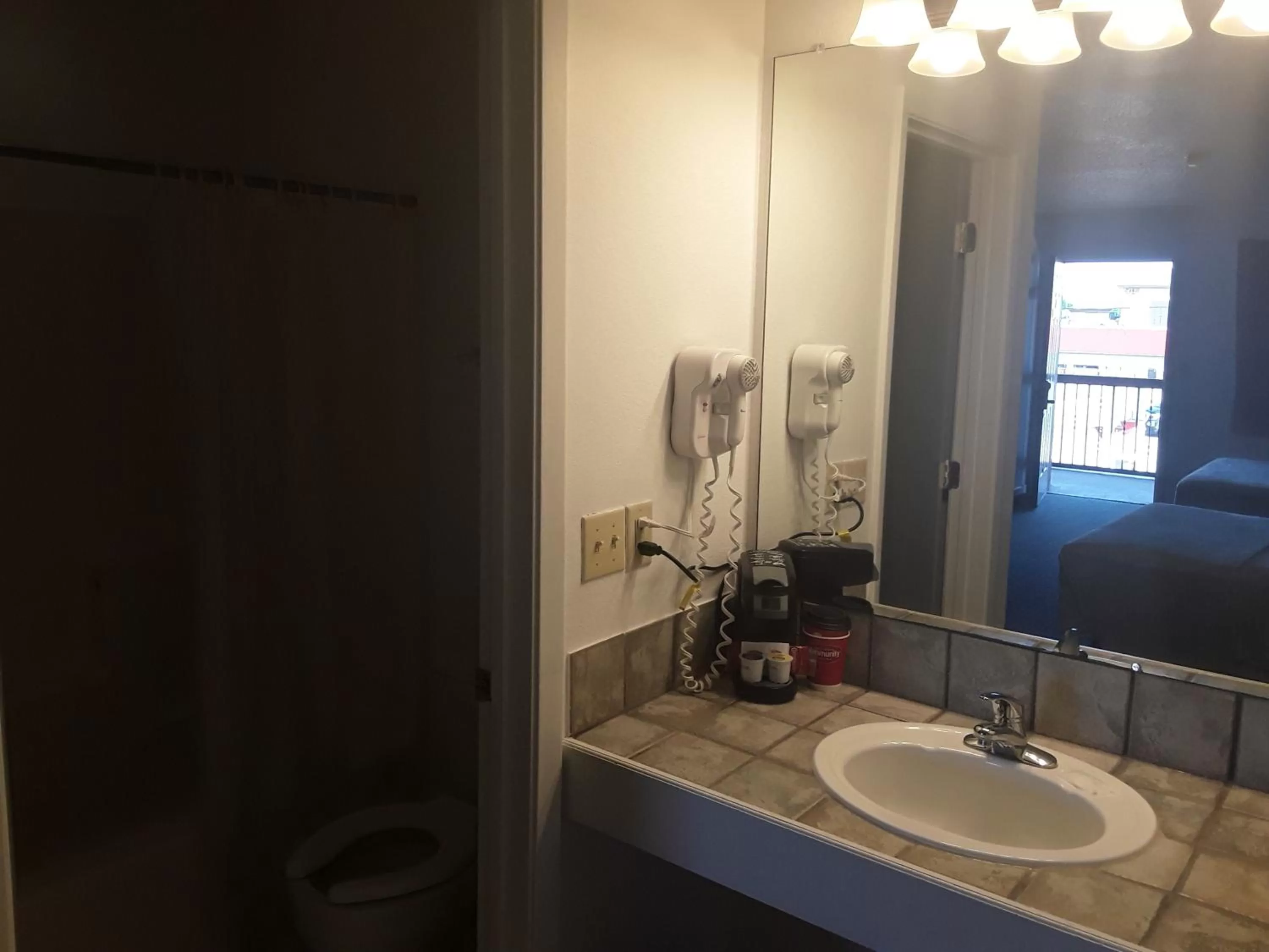 Bathroom in Italy Inn