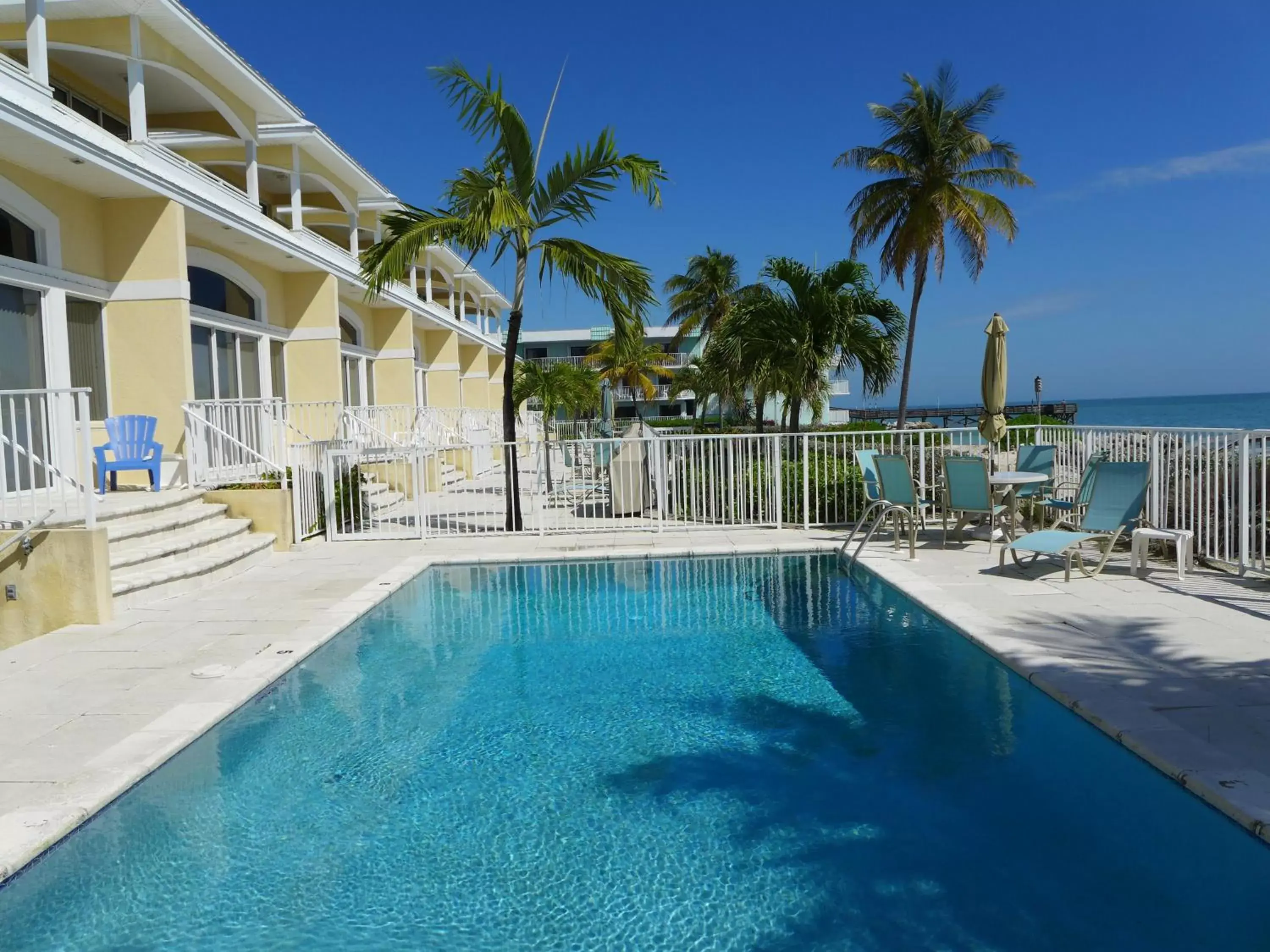 Facade/entrance, Swimming Pool in Glunz Ocean Beach Hotel and Resort