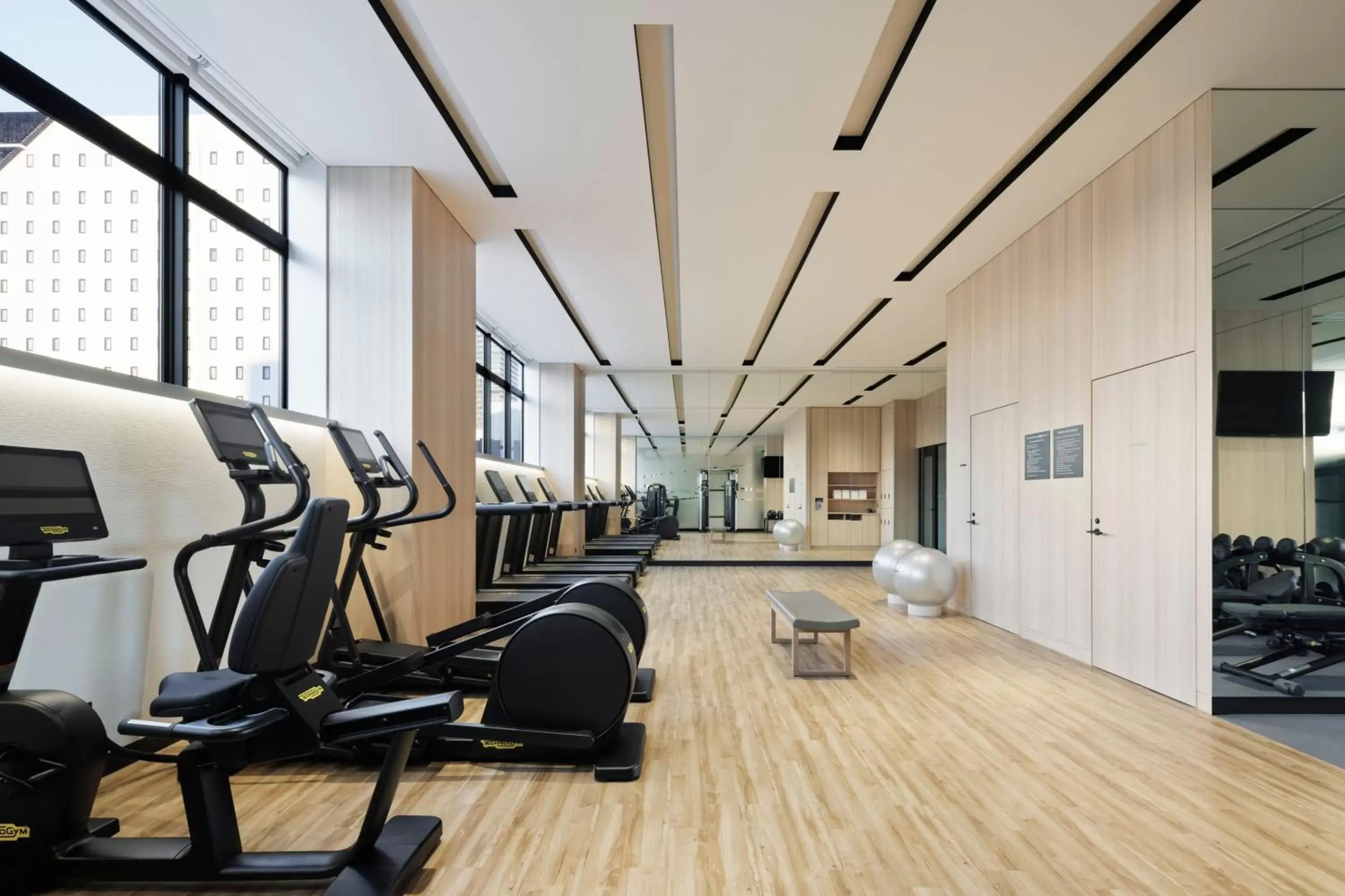Fitness centre/facilities, Fitness Center/Facilities in Courtyard by Marriott Nagoya