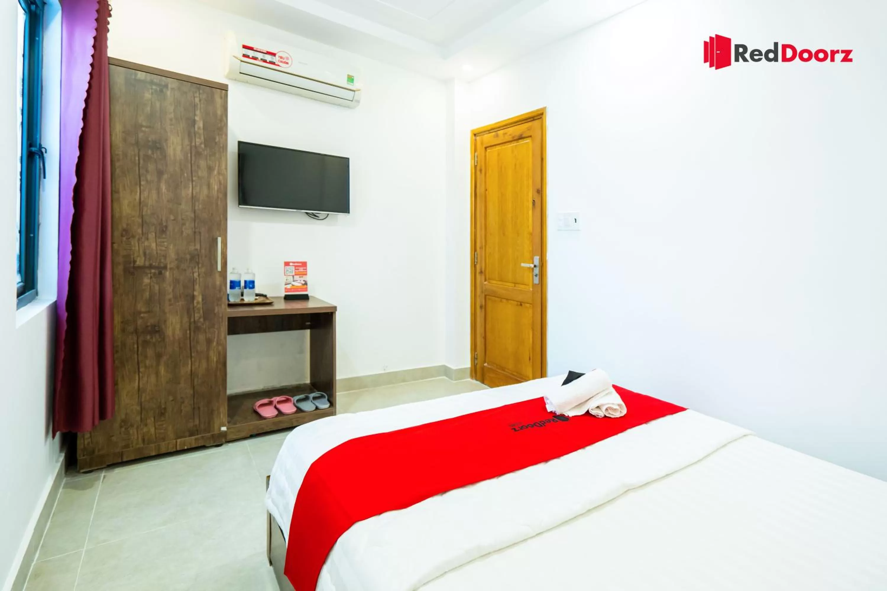 Bed in The Sun Hotel