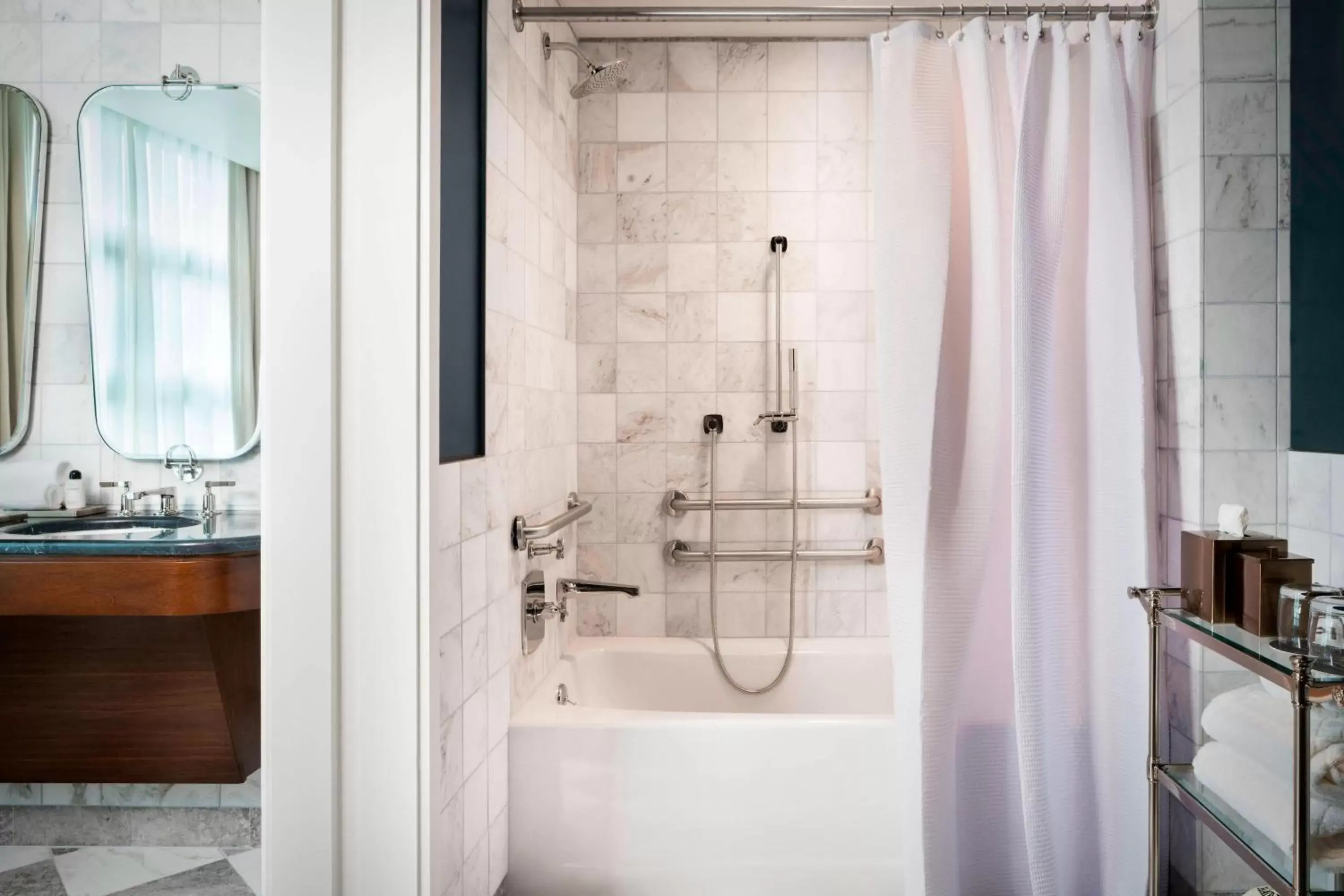 Bathroom in Perry Lane Hotel, a Luxury Collection Hotel, Savannah