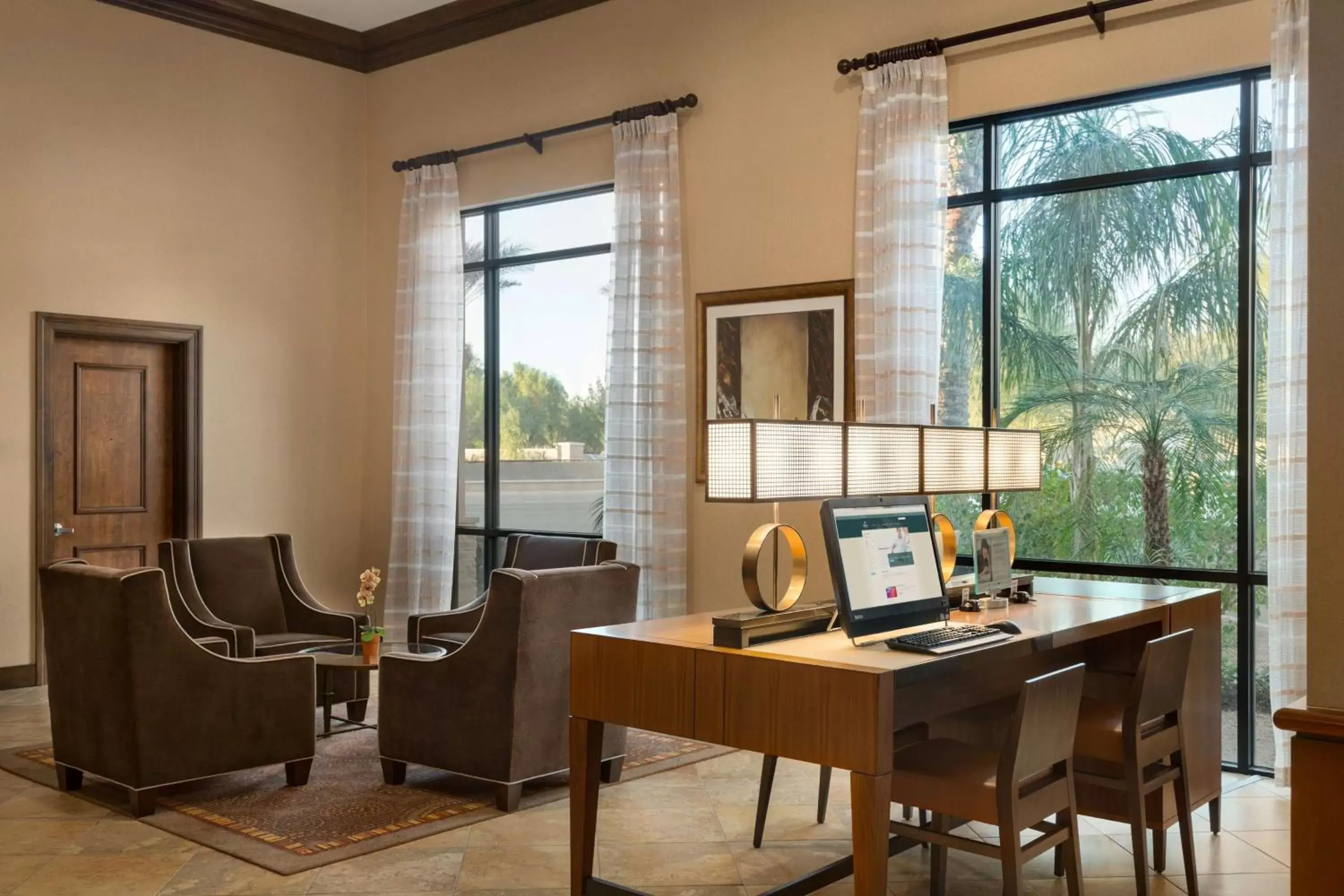 Business facilities in Hilton Phoenix Chandler