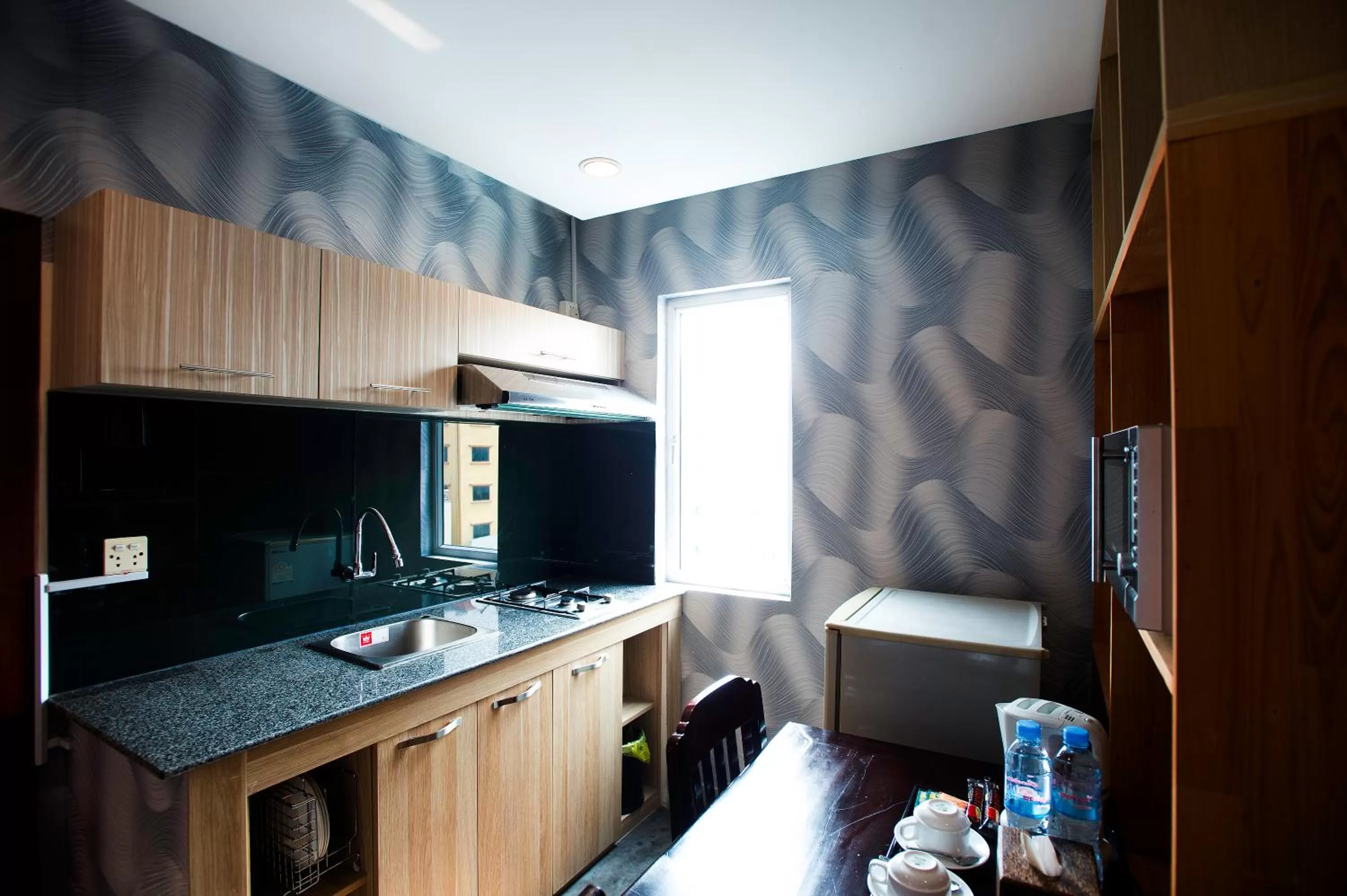 Kitchen or kitchenette in White Residence Hotel & Apartment