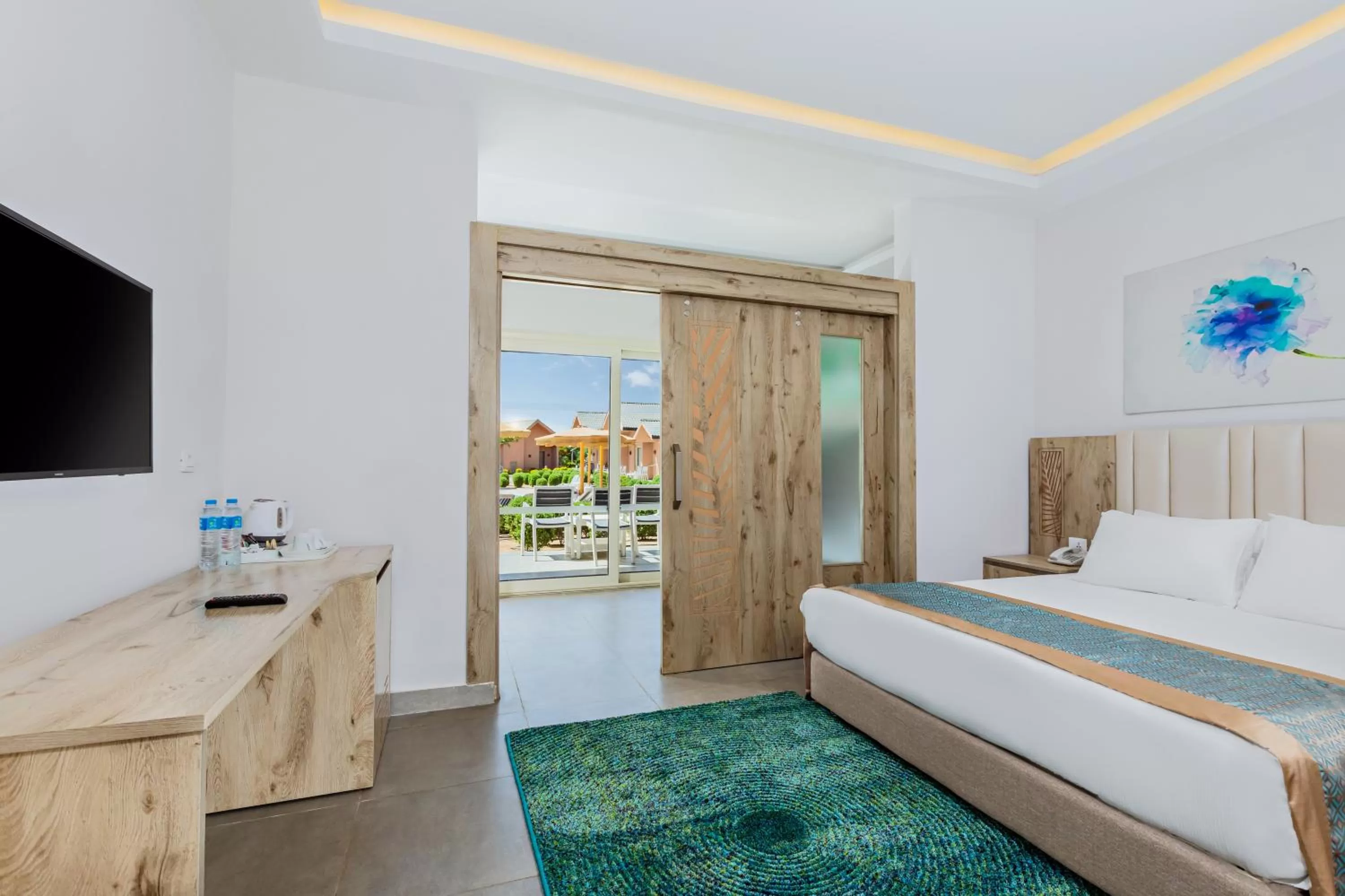 Bedroom, Bed in Pickalbatros Jungle Aqua Park - Neverland Hurghada