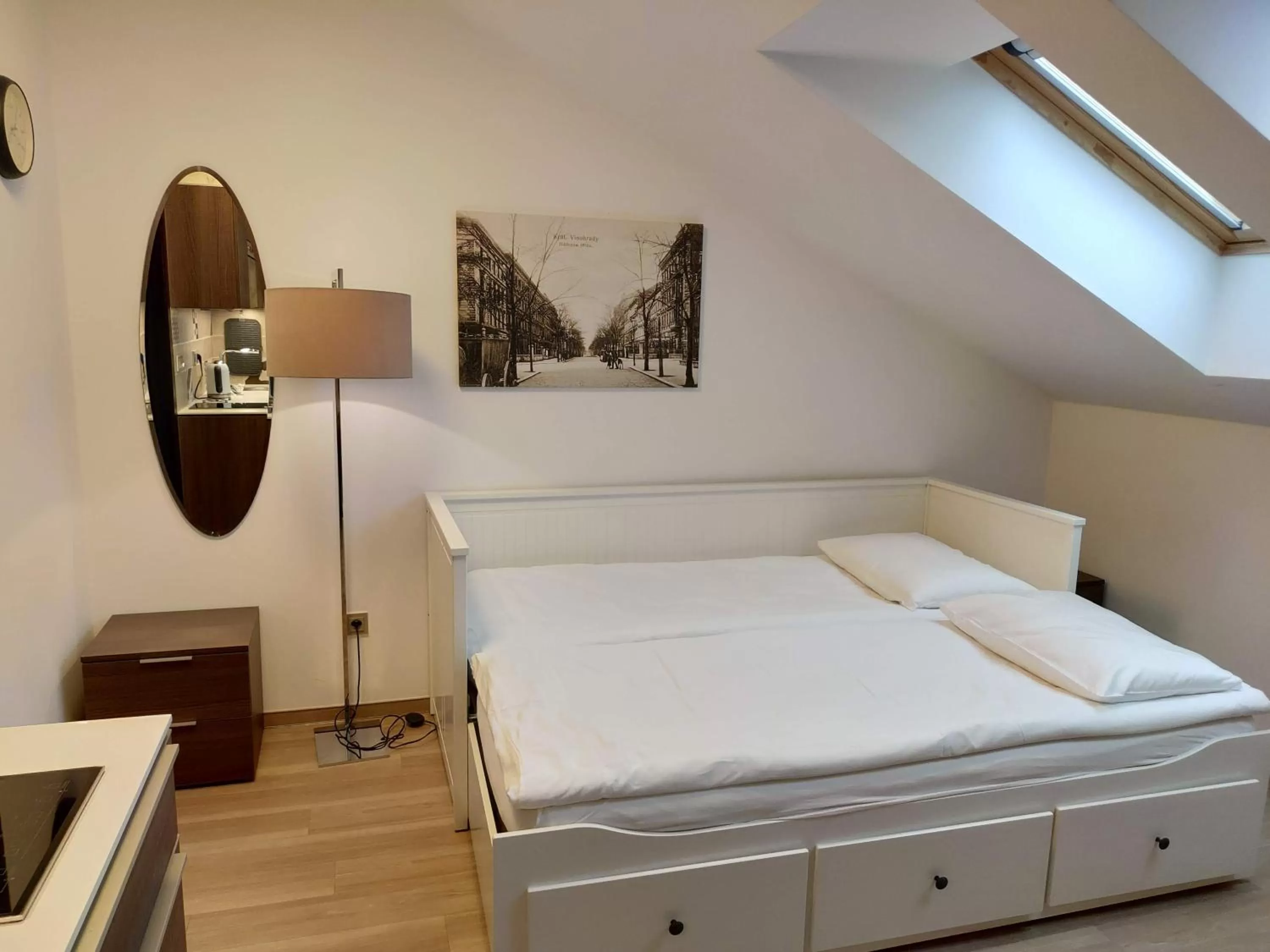 Bedroom, Bed in VINOHRADSKY DUM Residence