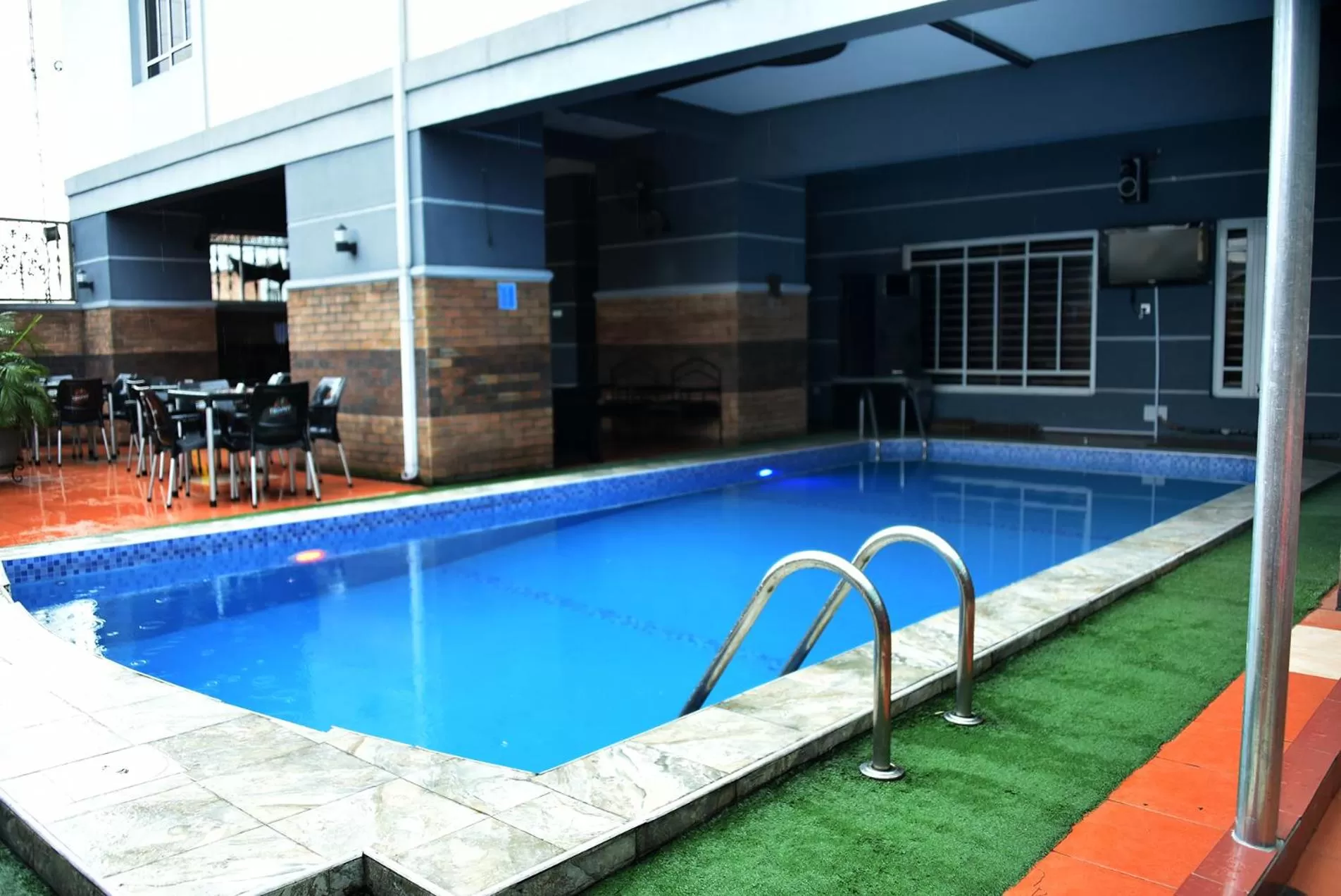 Swimming Pool in 1804 Boutique Hotel