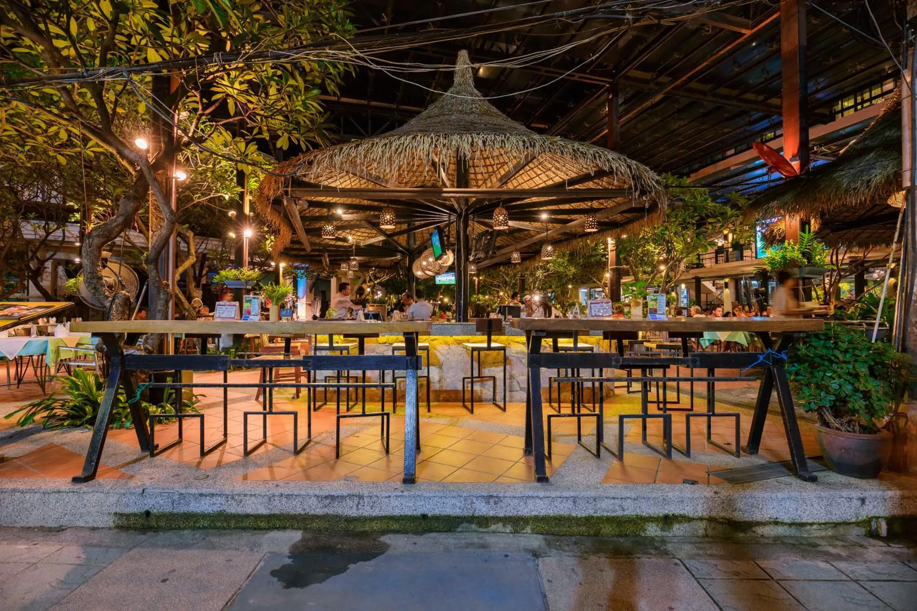 Restaurant/places to eat in Baan Laimai Beach Resort & Spa - SHA Extra Plus Restaurant/places to eat in Baan Laimai Beach Resort & Spa - SHA Extra Plus