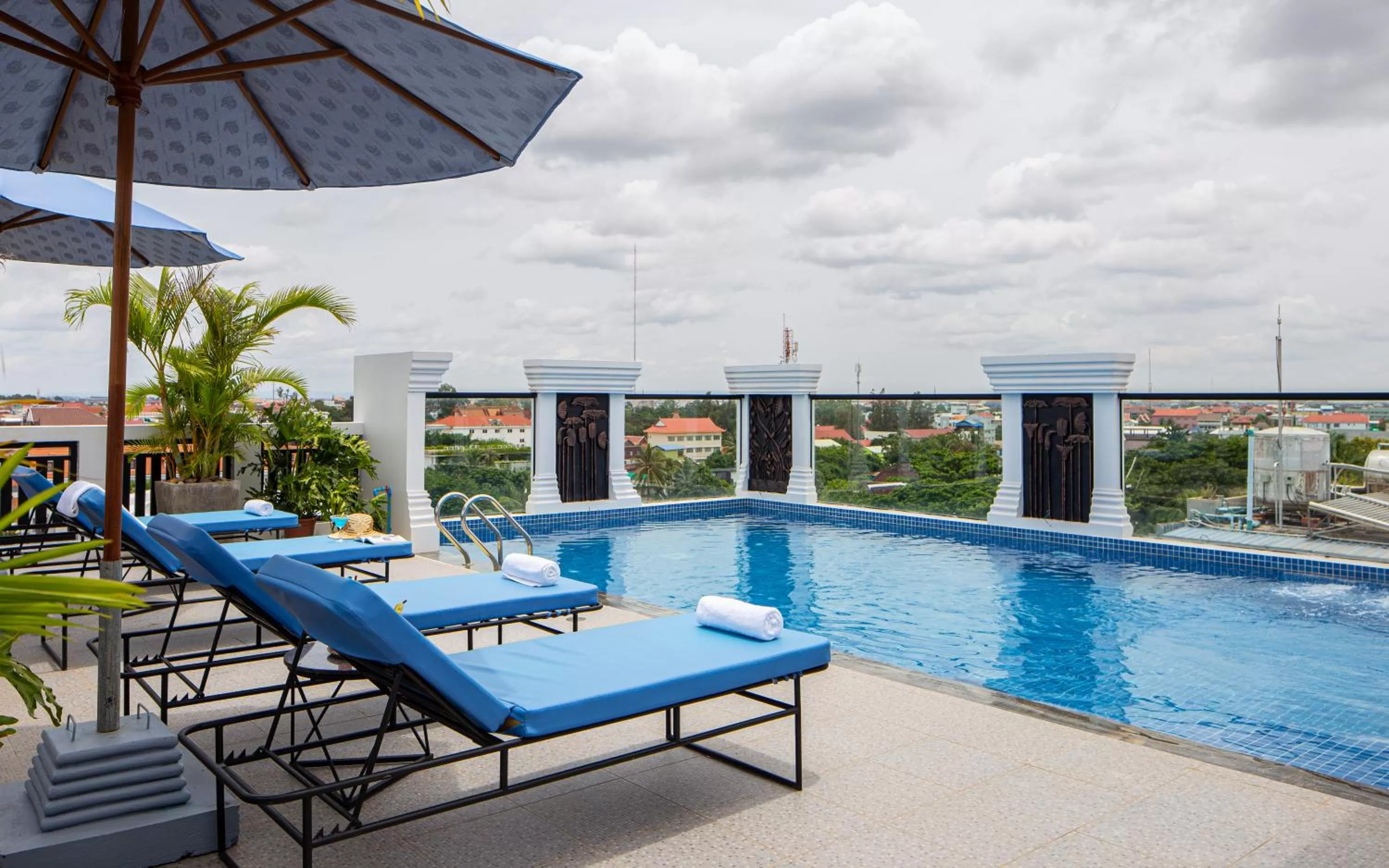 Swimming Pool in Homewood Hotel