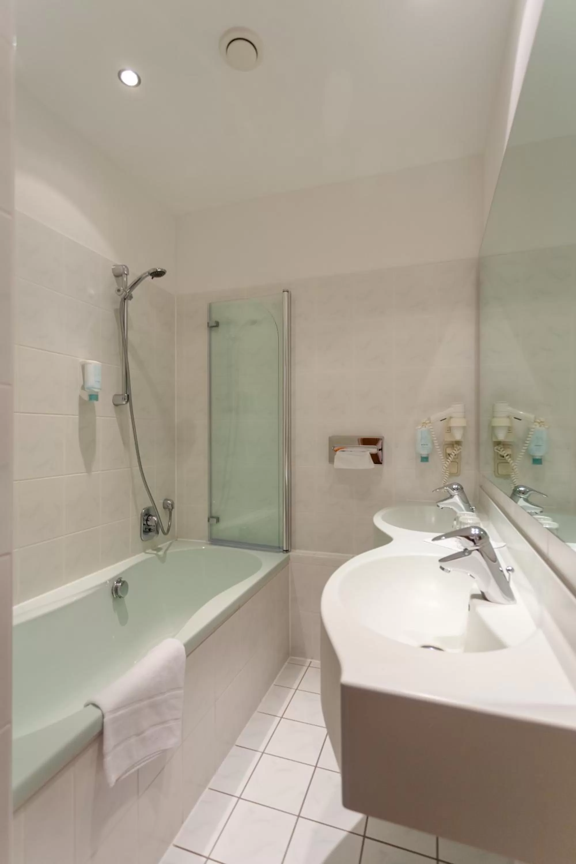 Bathroom in Hotel Erbprinzenpalais