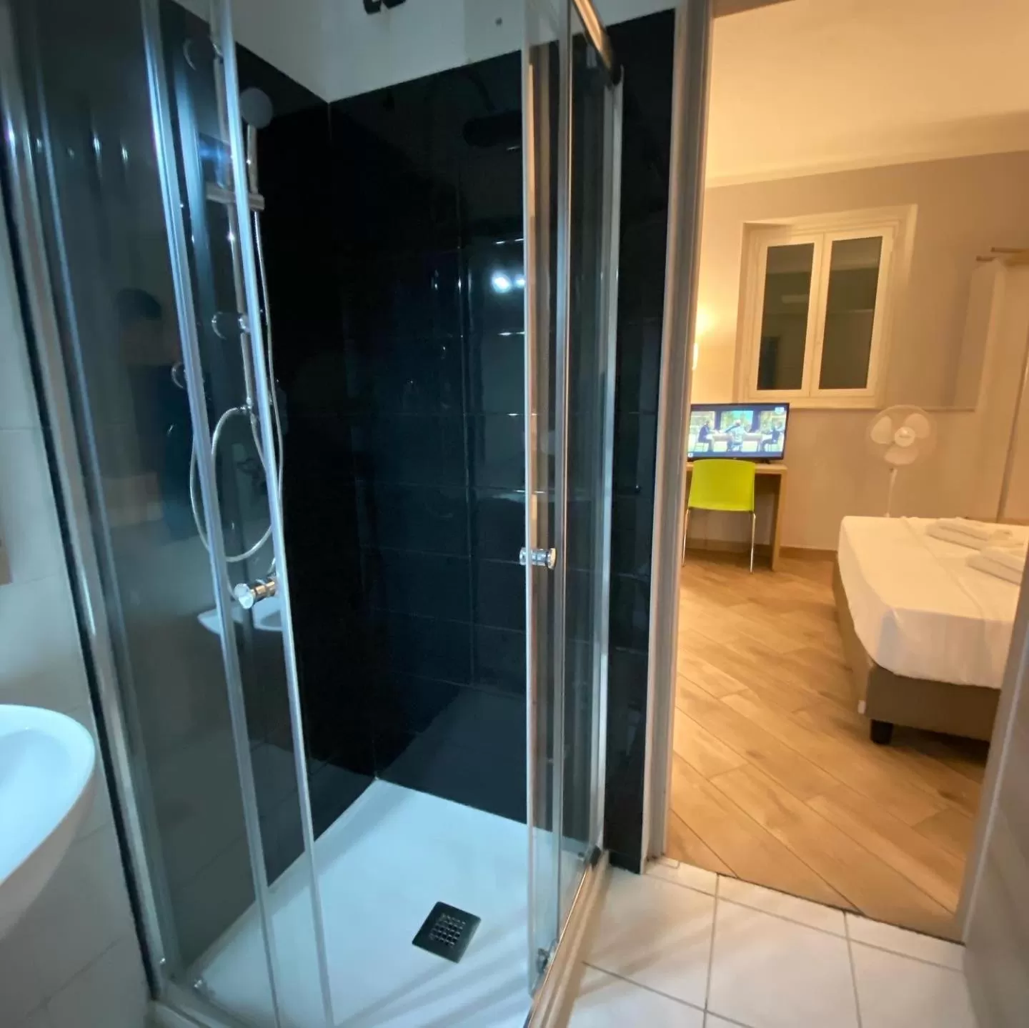 Bathroom in Hotel Genziana