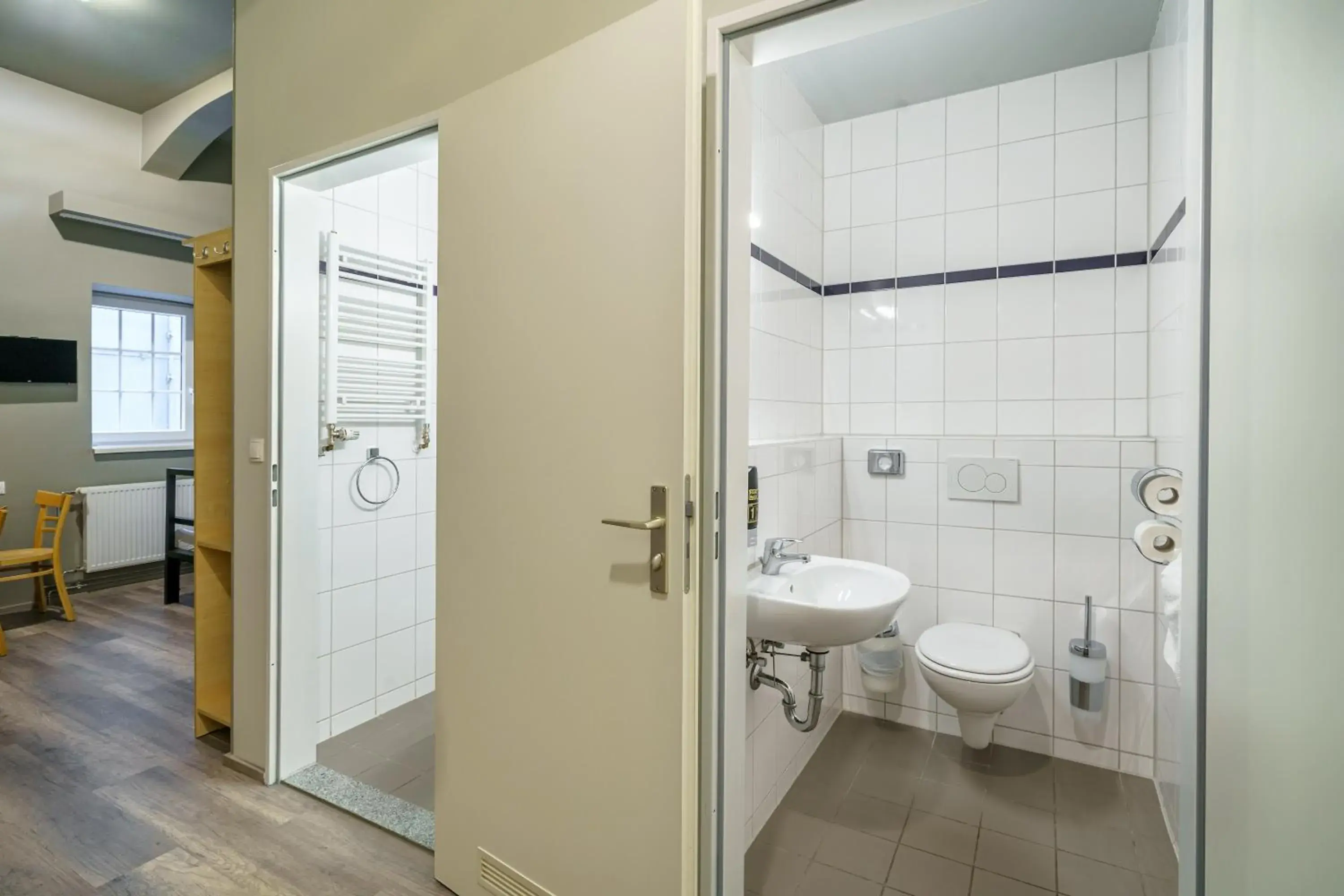 Bathroom in A&O Salzburg Hauptbahnhof