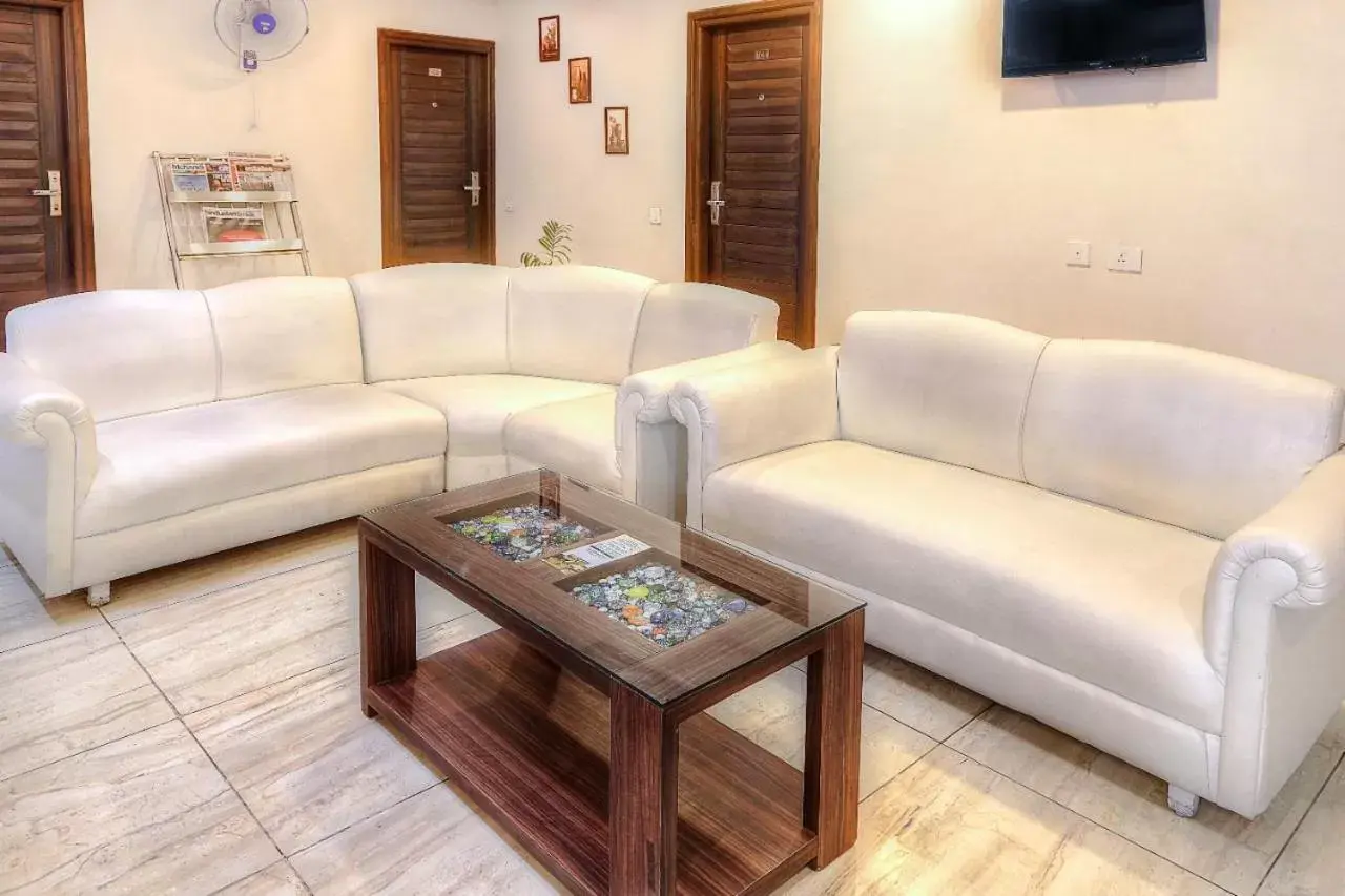 Lobby or reception in Hotel Dreamland Chandigarh Lobby or reception in Hotel Dreamland Chandigarh