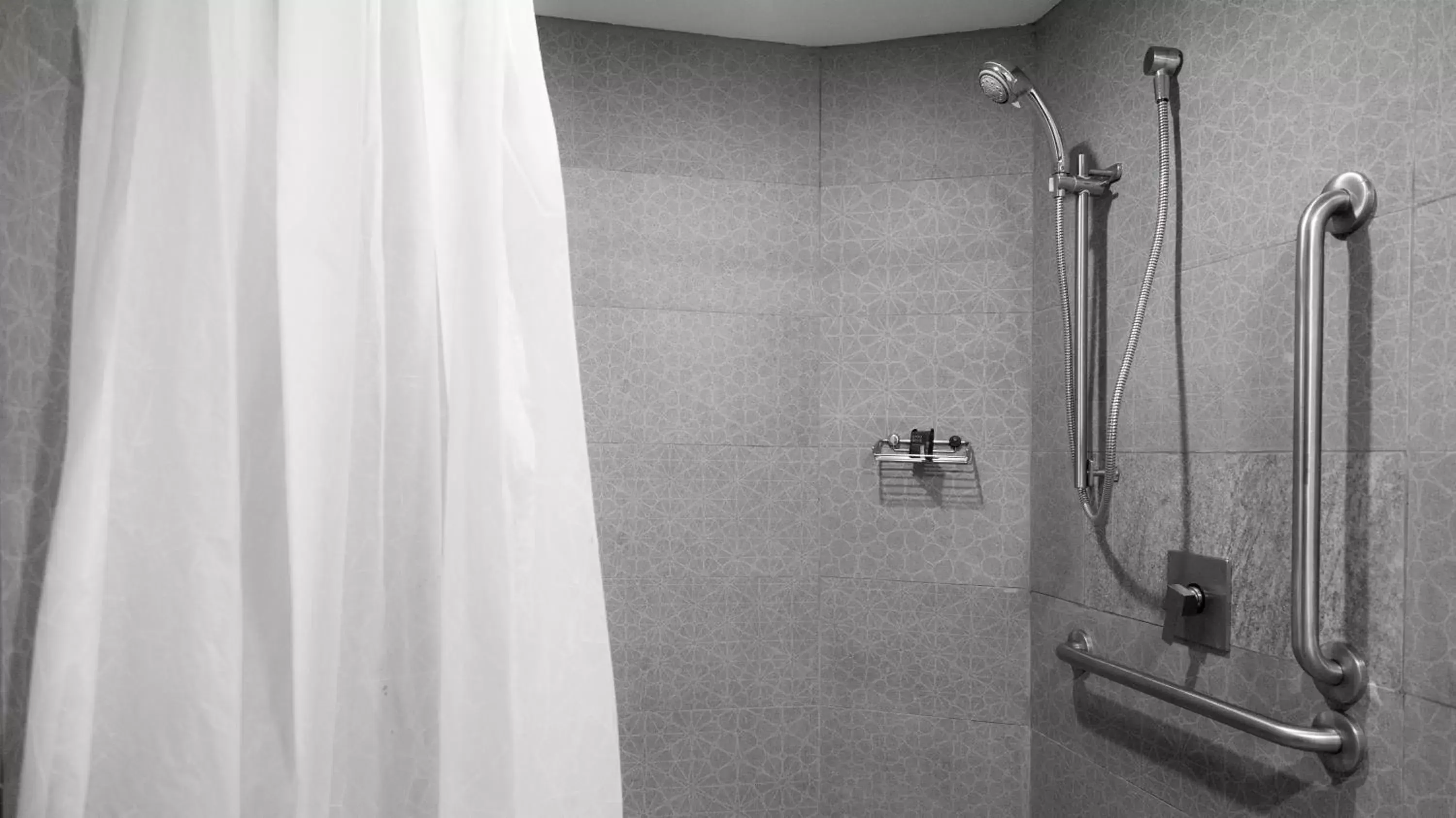 Bathroom in Park Inn By Radisson Mazatlán