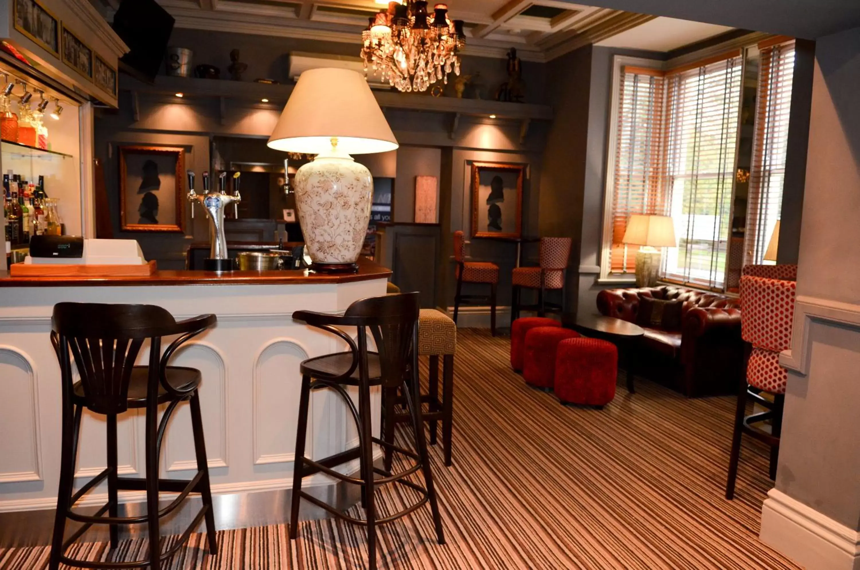 Restaurant/places to eat, Lounge/Bar in Regent Hotel Doncaster