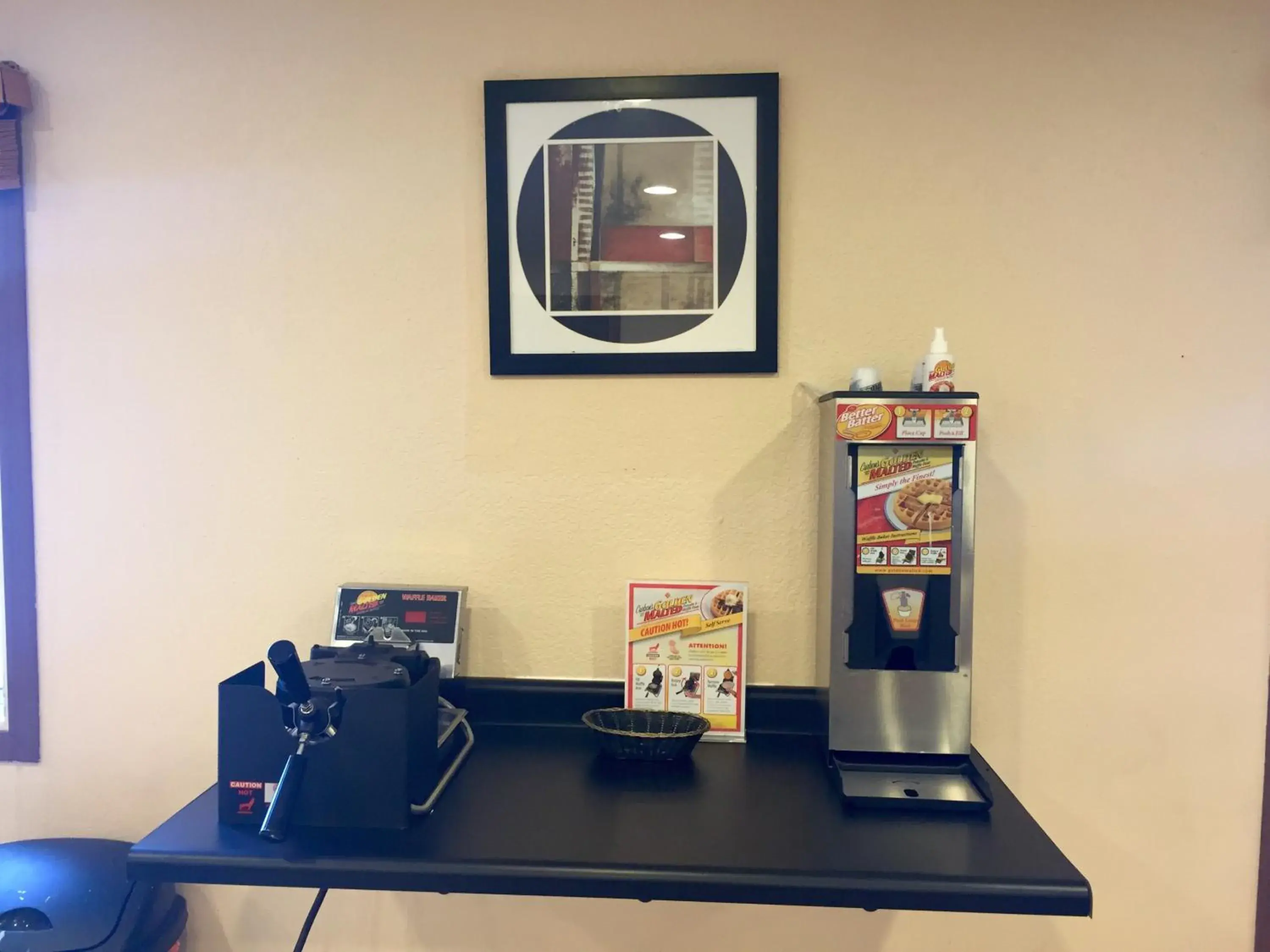 Continental breakfast in Americas Best Value Inn Grand Forks Continental breakfast in Americas Best Value Inn Grand Forks