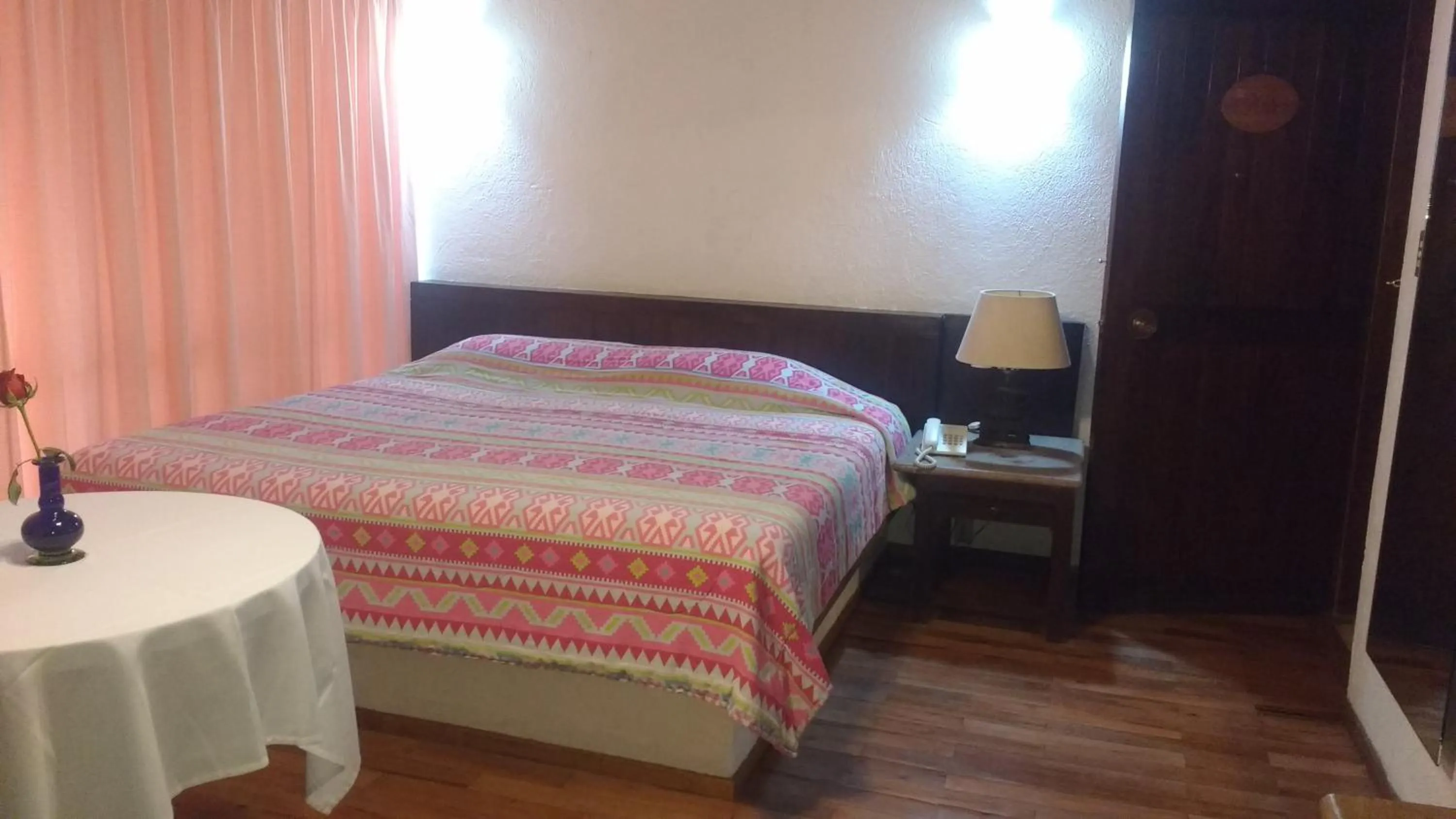 Bed in Hotel Del Parque