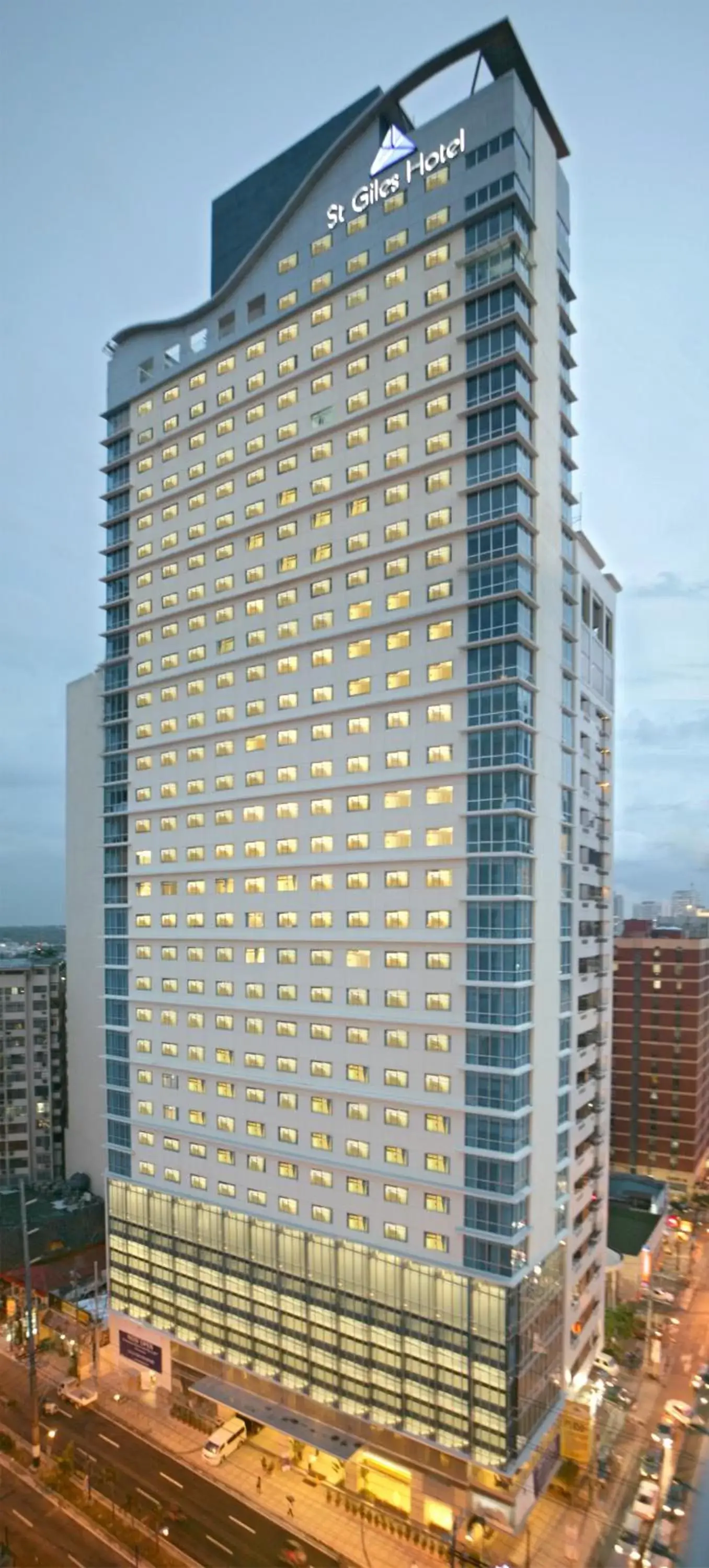 Facade/entrance in St Giles Hotel Makati