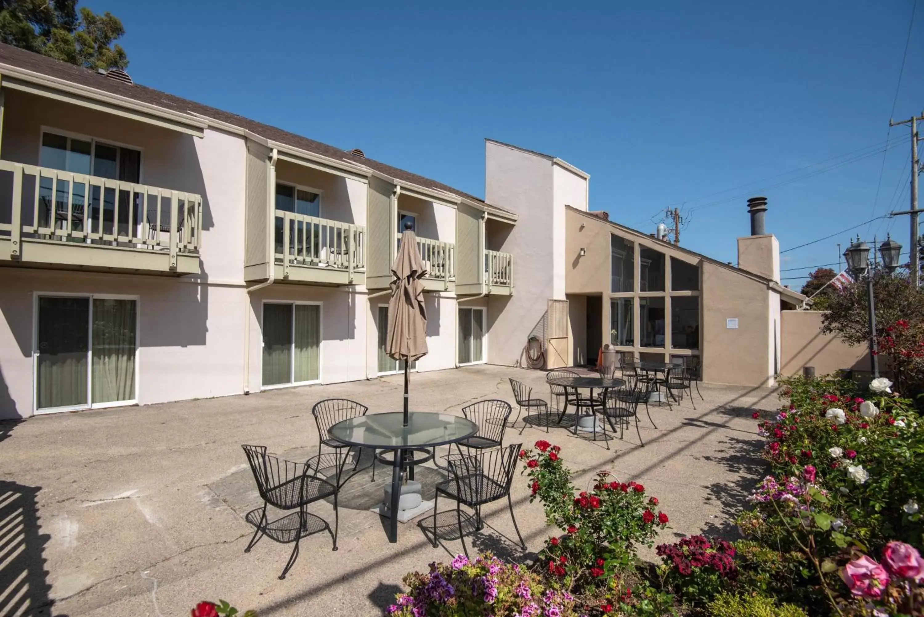 Balcony/Terrace, Property Building in Cannery Row Inn