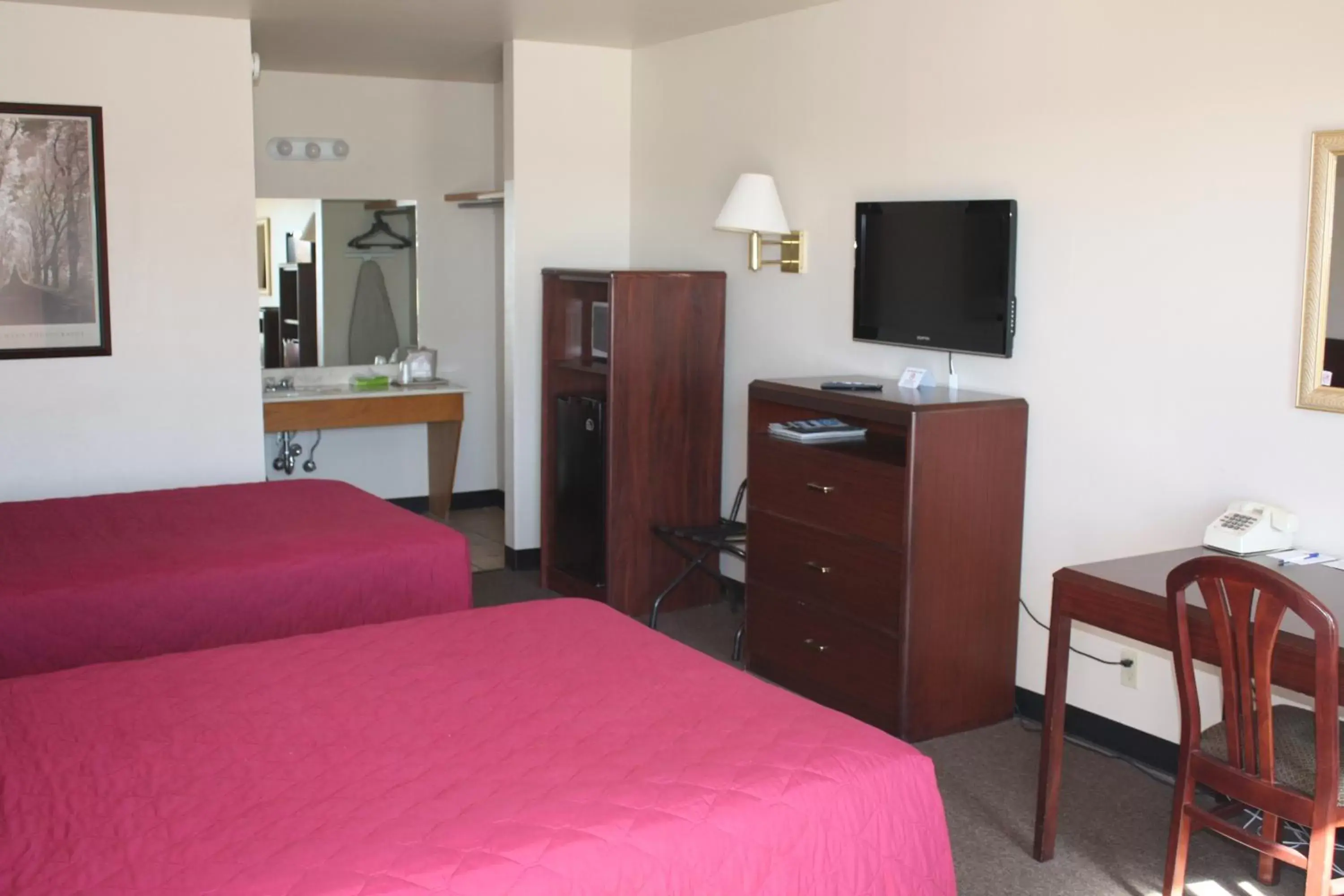 Bed in Boomtown Inn Bed in Boomtown Inn