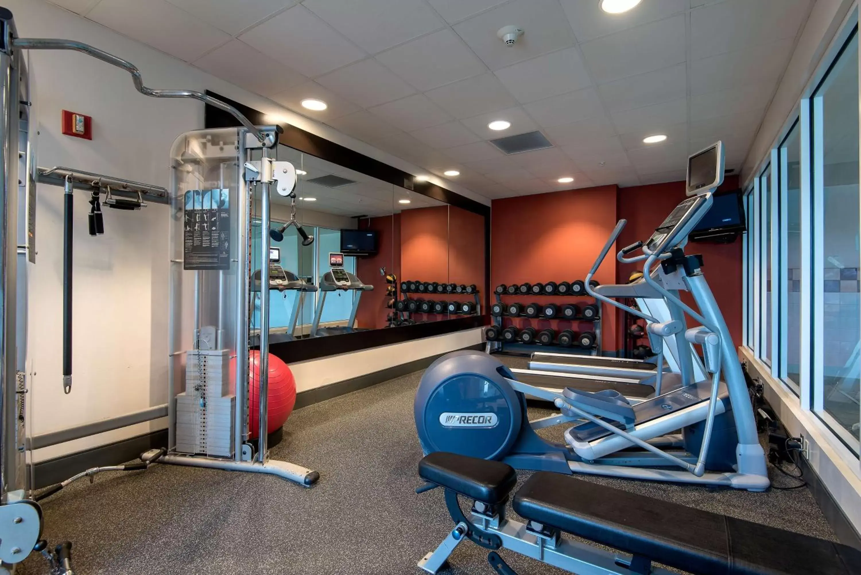 Fitness centre/facilities, Fitness Center/Facilities in Hilton Garden Inn Owings Mills