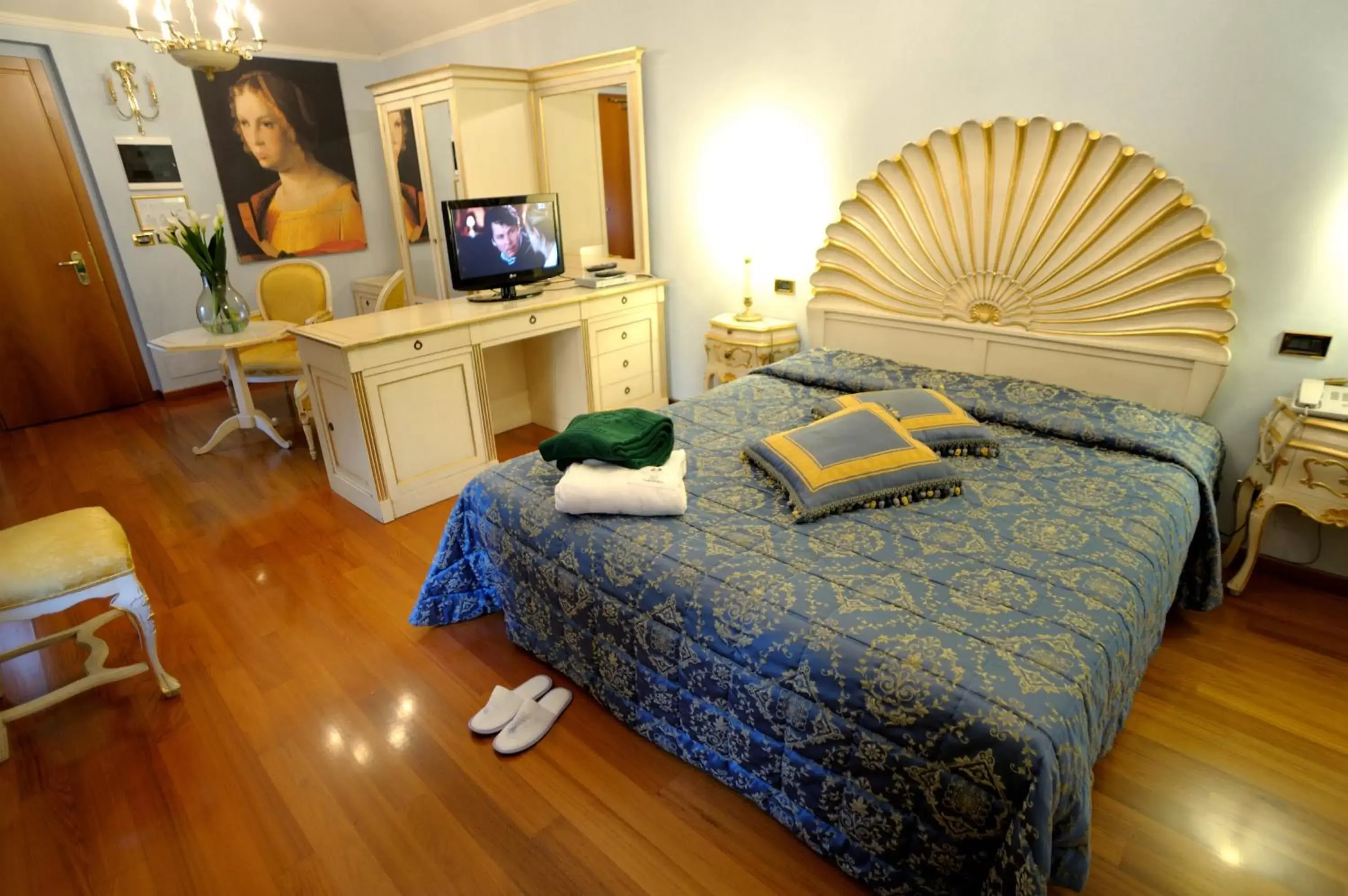 Photo of the whole room, Bed in Villa Quaranta Tommasi Wine Hotel & SPA