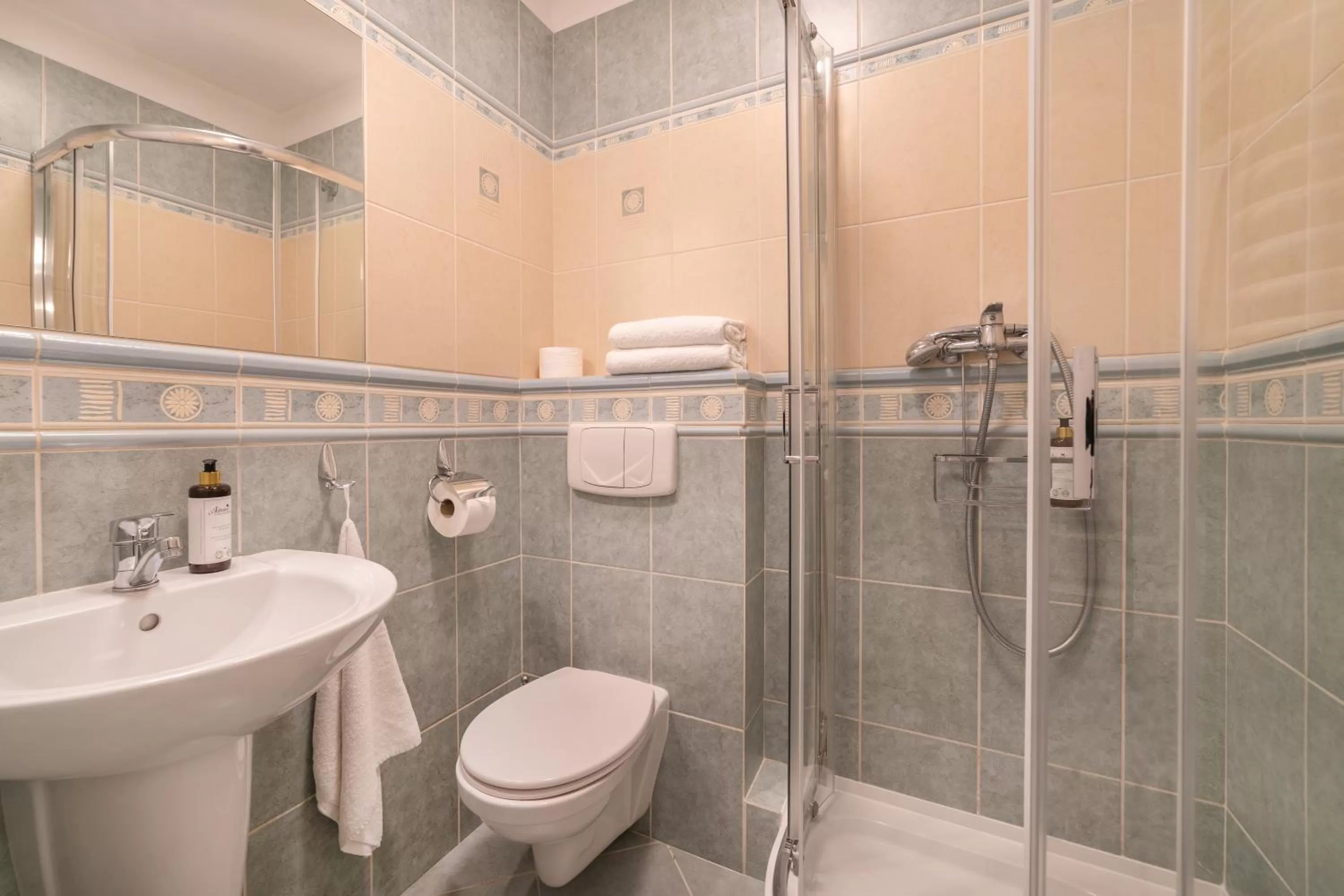 Bathroom in Pensjonat & Restauracja Admirał