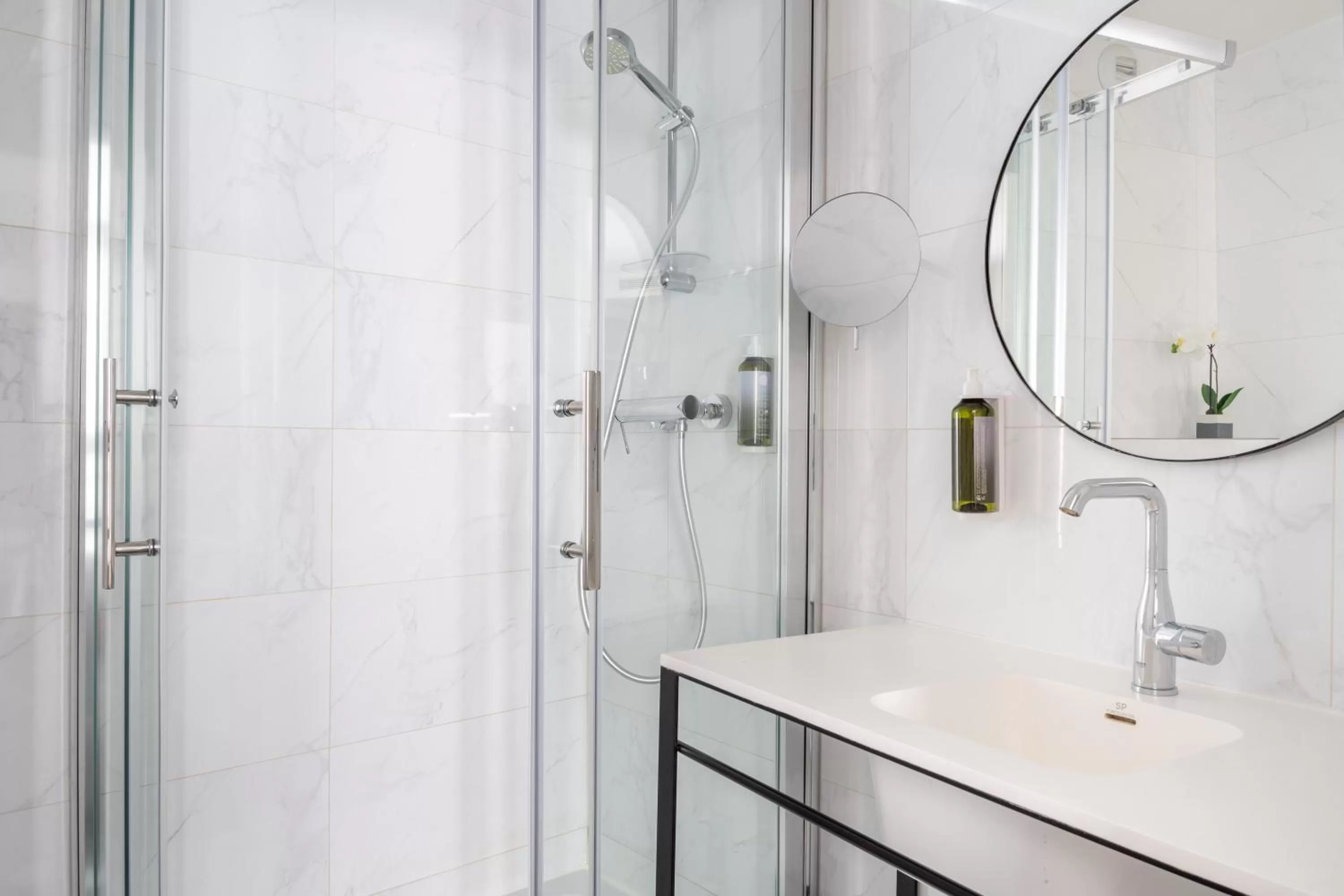 Bathroom in Hotel Astoria - Astotel