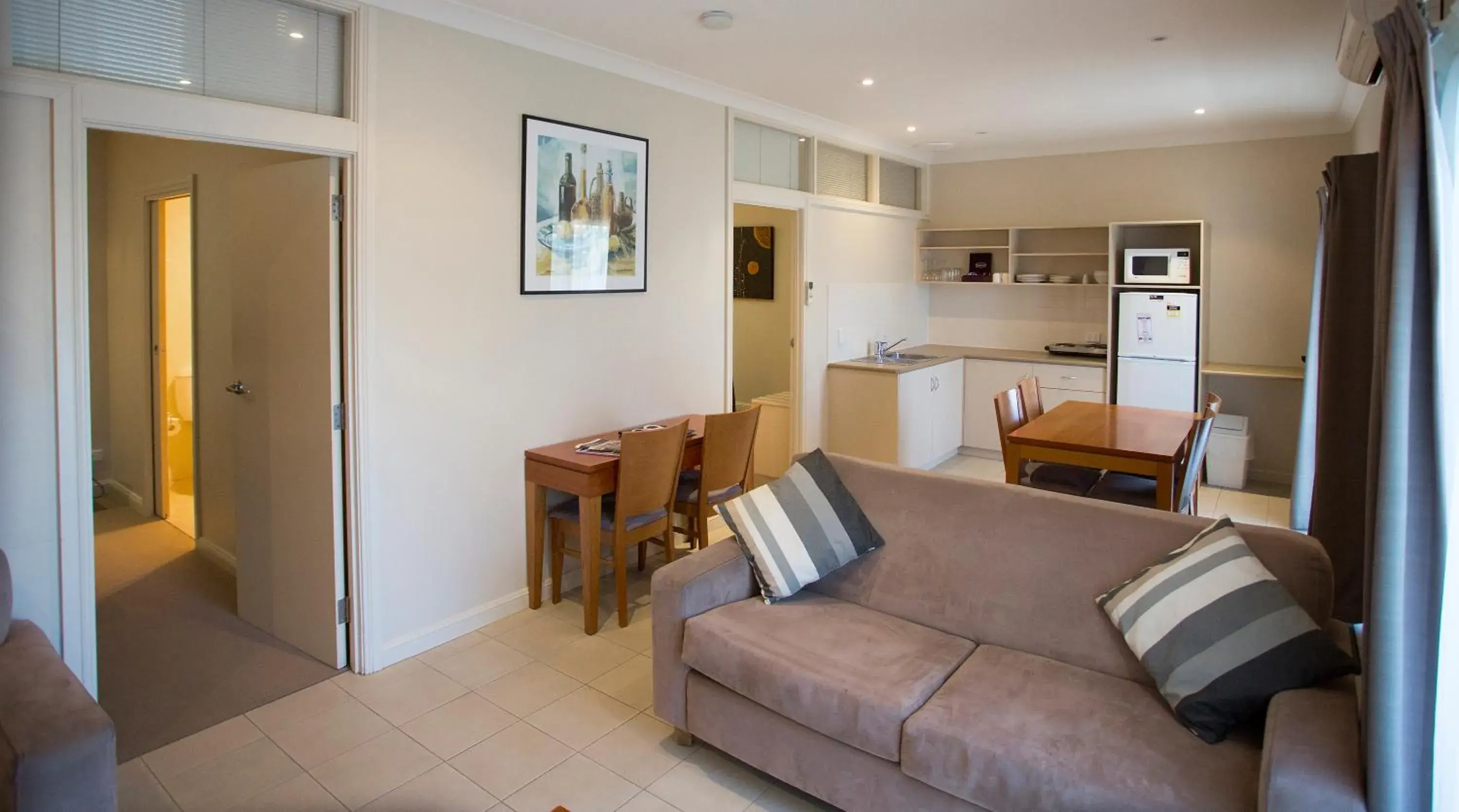 Living room, Seating Area in Vine Inn Barossa