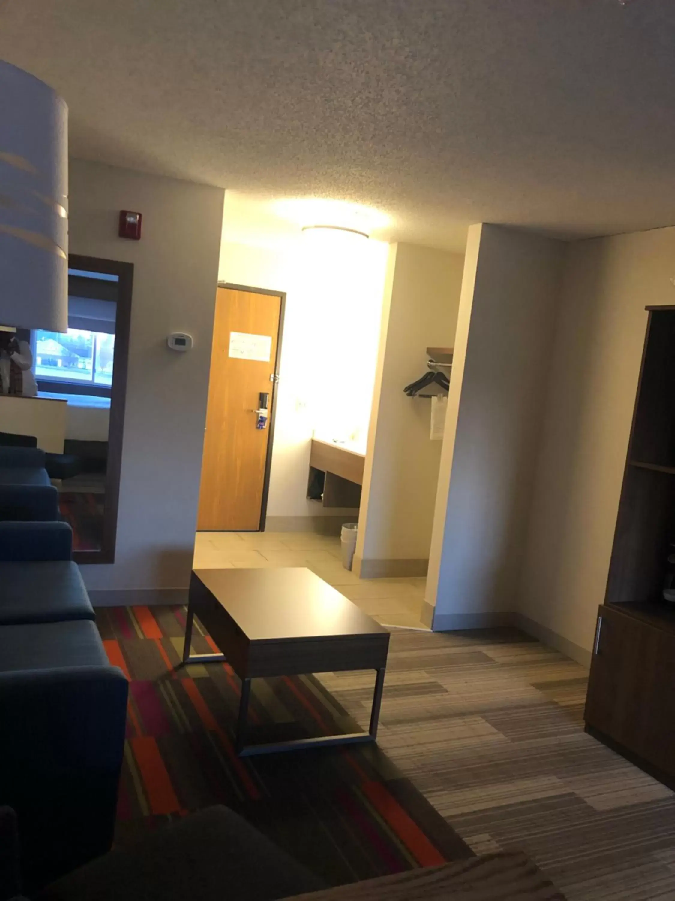 Seating Area in Holiday Inn Express Mt. Vernon, an IHG Hotel