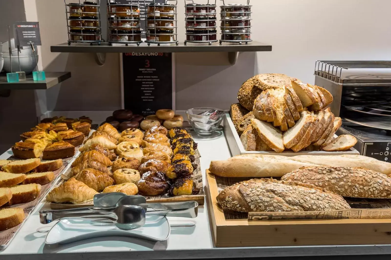 Breakfast in Parador de Hondarribia