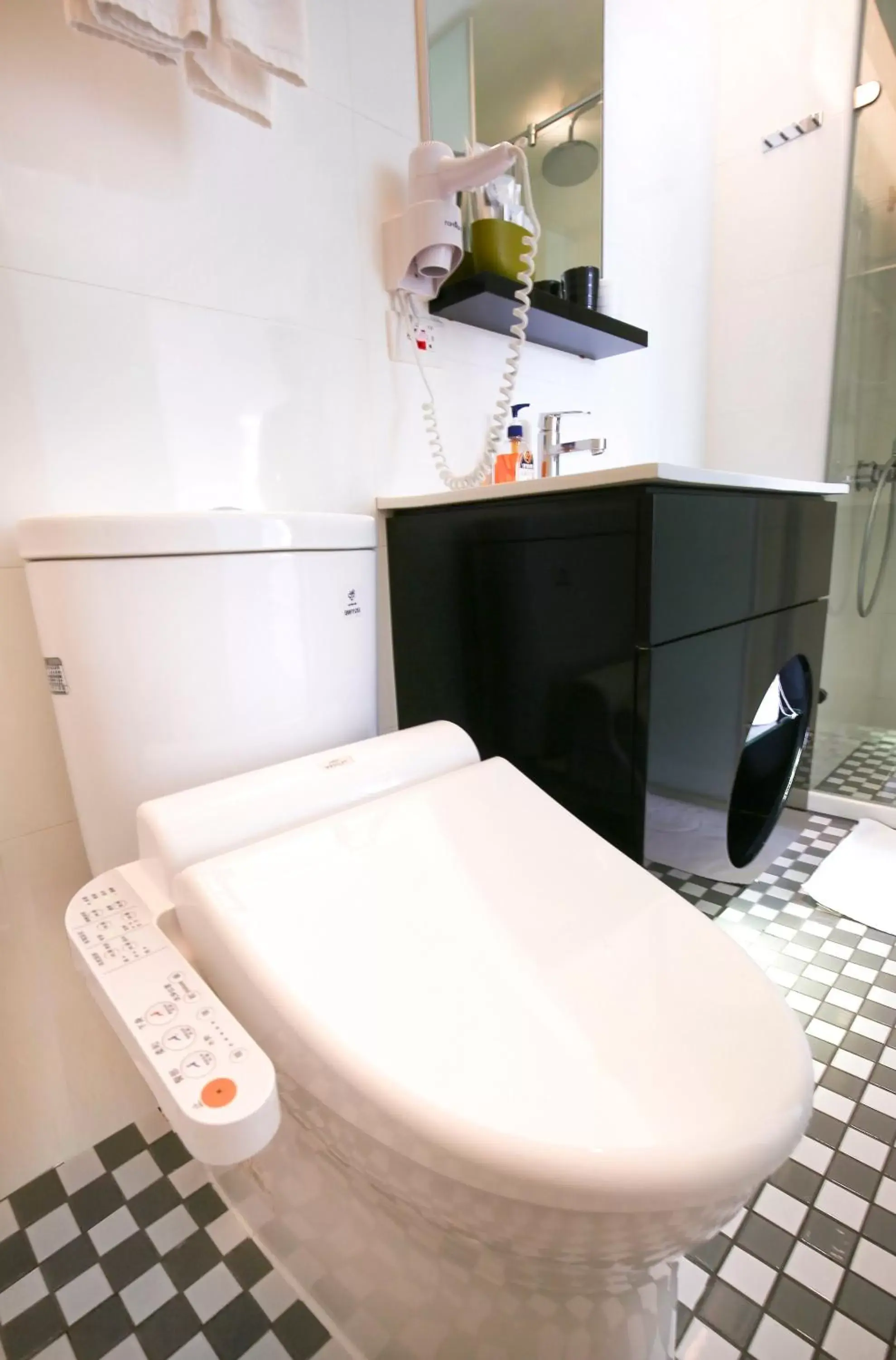 Toilet, Bathroom in CityInn Hotel Plus - Taichung Station Branch