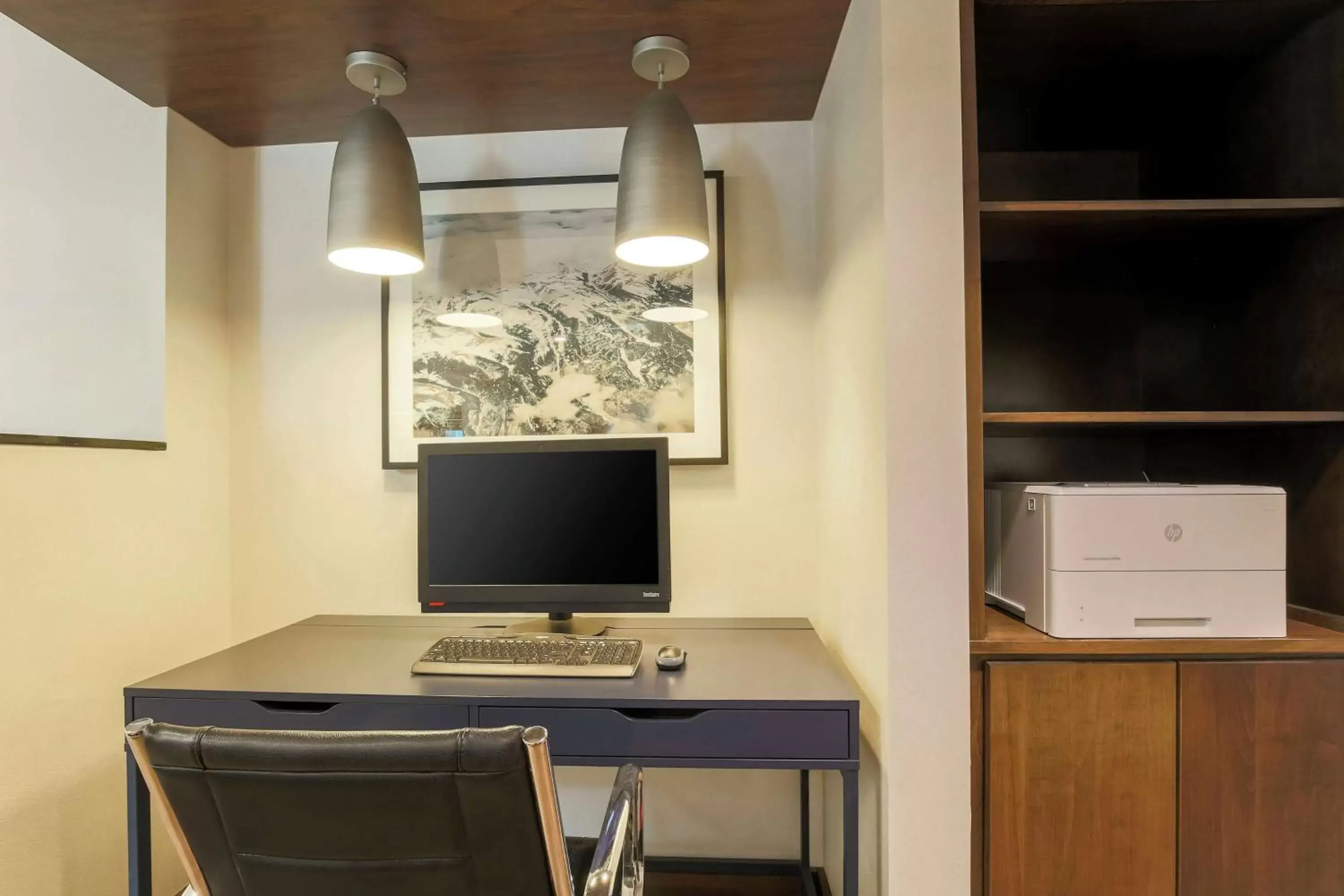 Business facilities, TV/Entertainment Center in Hampton Inn & Suites Denver Tech Center