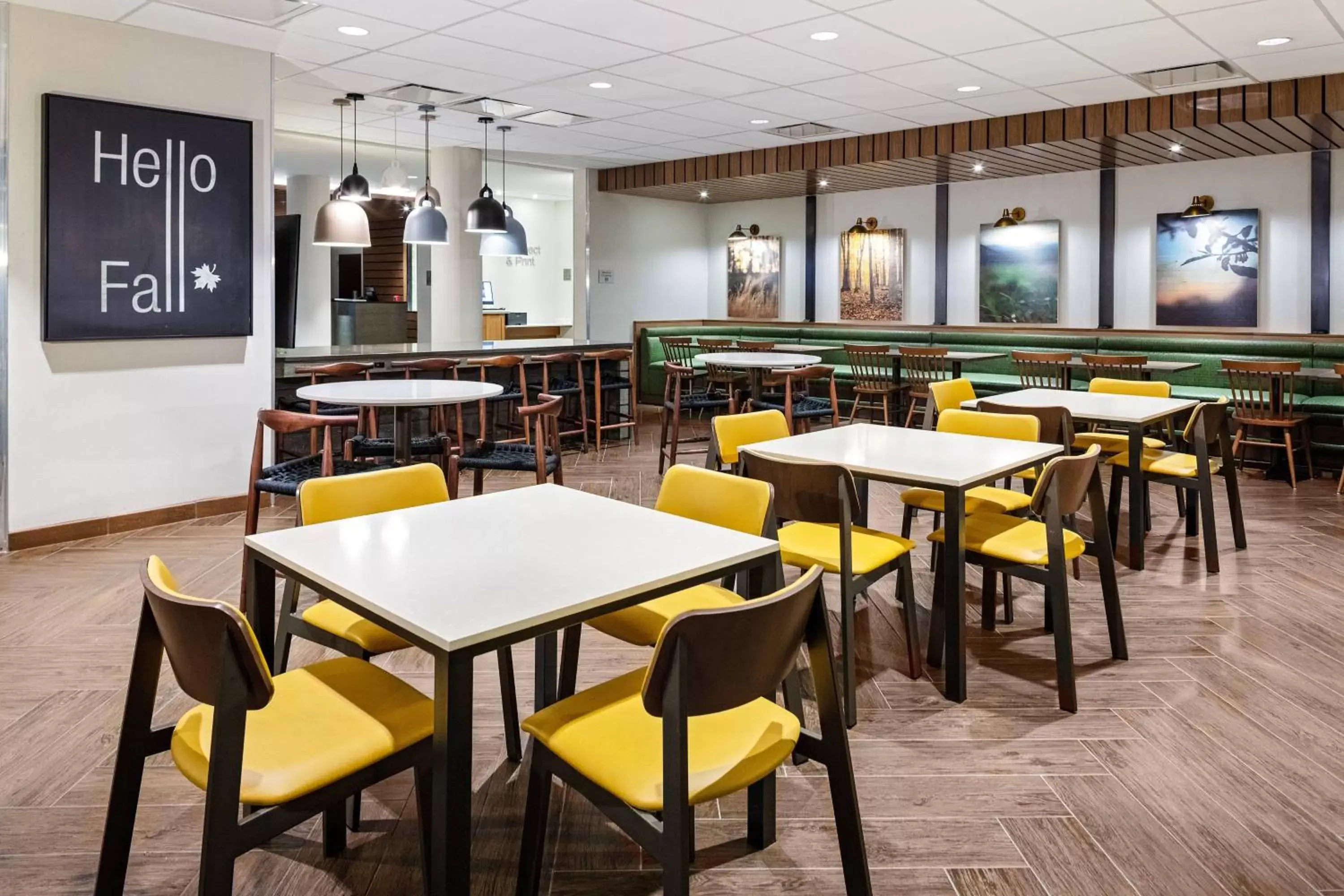 Breakfast, Restaurant/Places to Eat in Fairfield Inn & Suites by Marriott Queensbury Glens Falls/Lake George