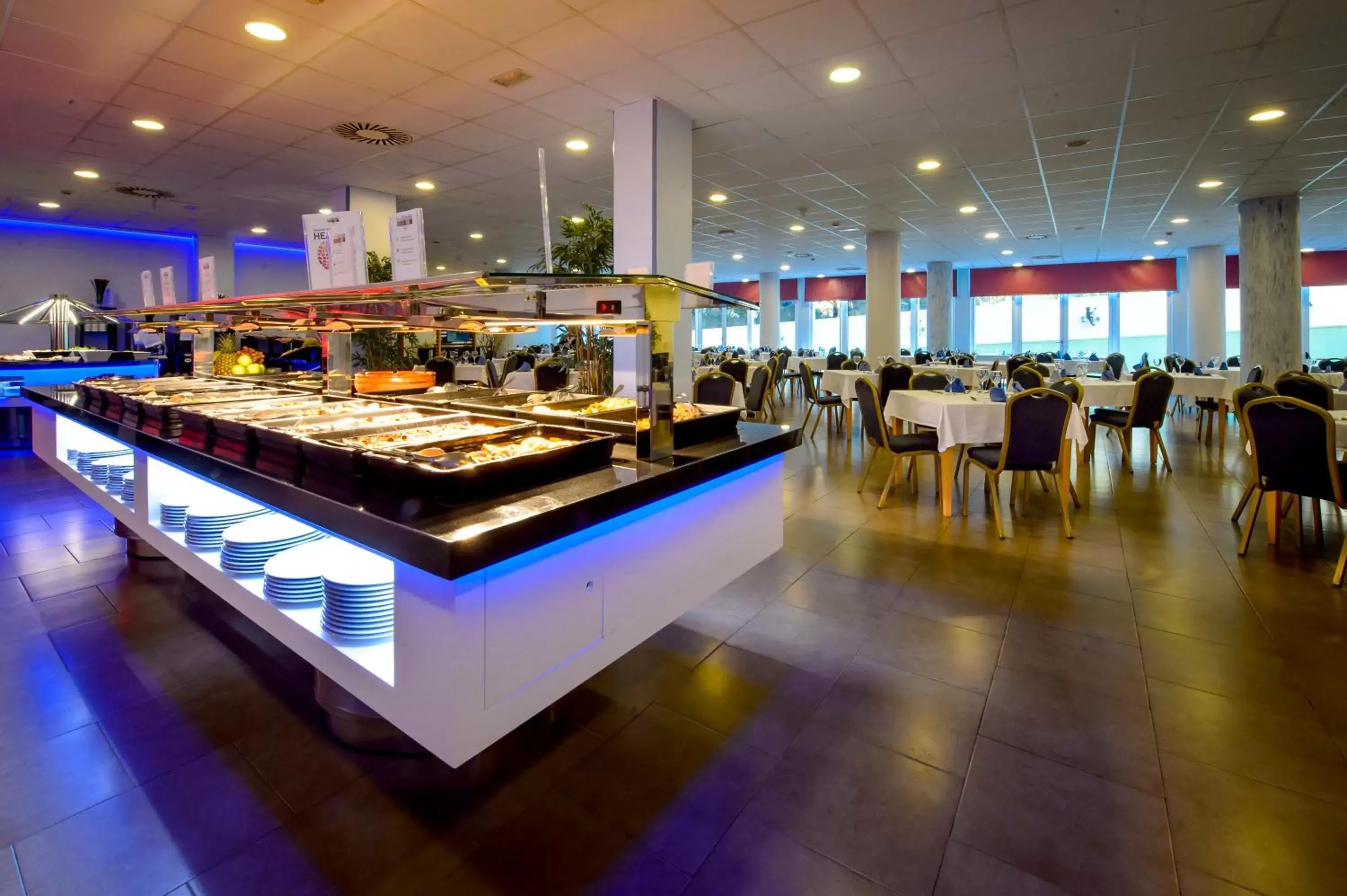 Restaurant/places to eat in Hotel Bonalba Alicante