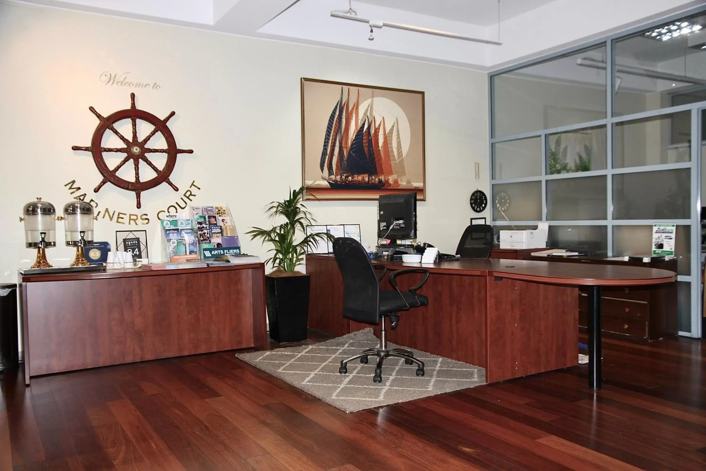 Lobby or reception in Mariners Court Hotel Sydney Lobby or reception in Mariners Court Hotel Sydney