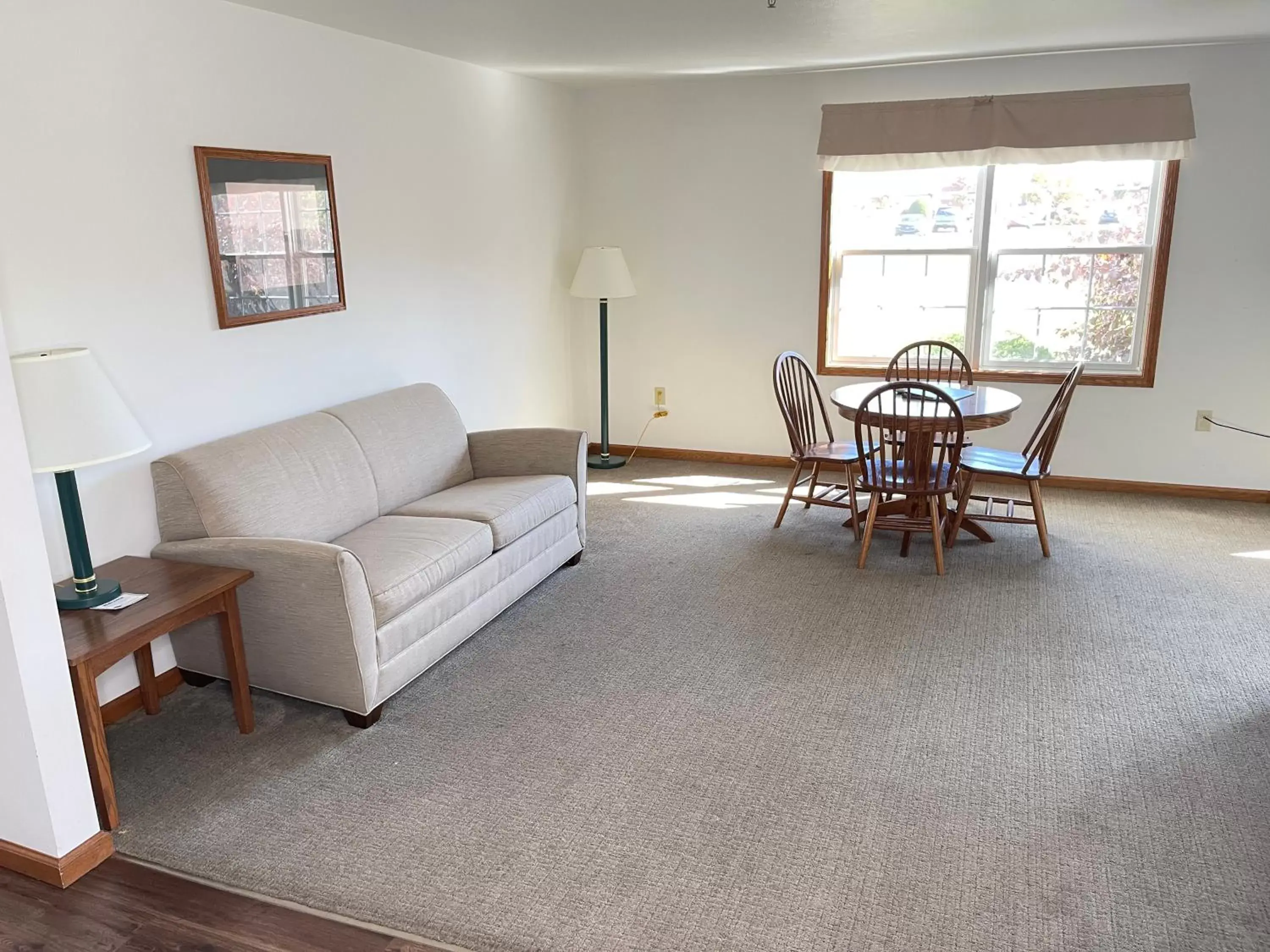 Seating Area in Farmstead Inn and Conference Center