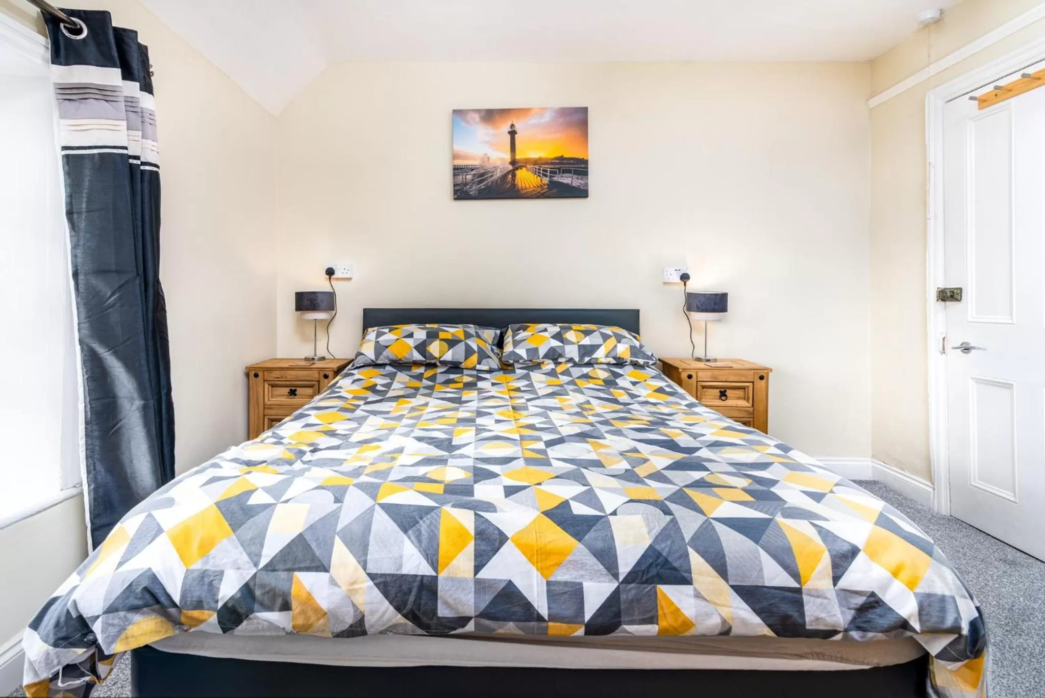 Bedroom, Bed in The Witching Post Inn