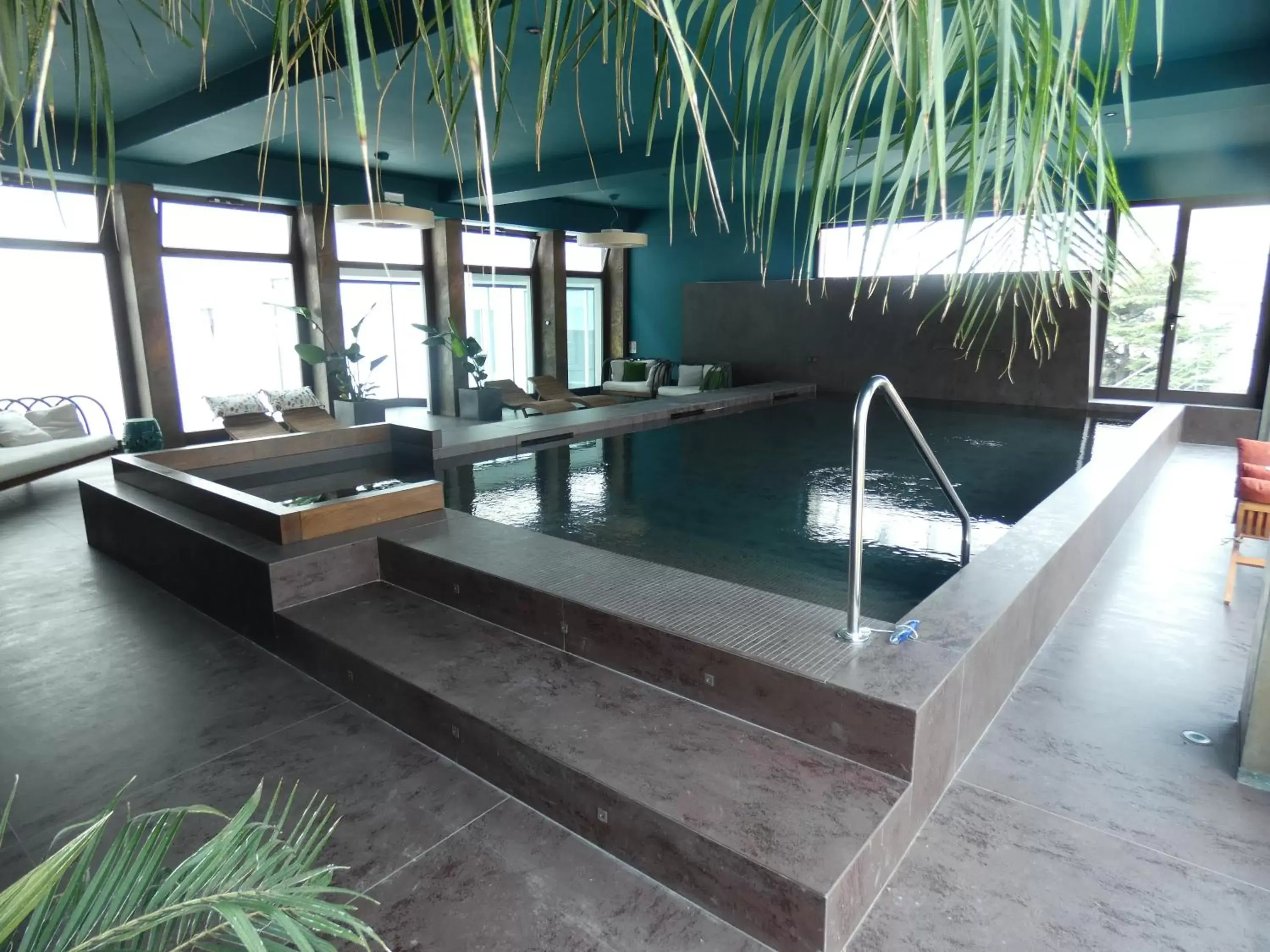 Swimming Pool in Grand Hotel Mediterranee