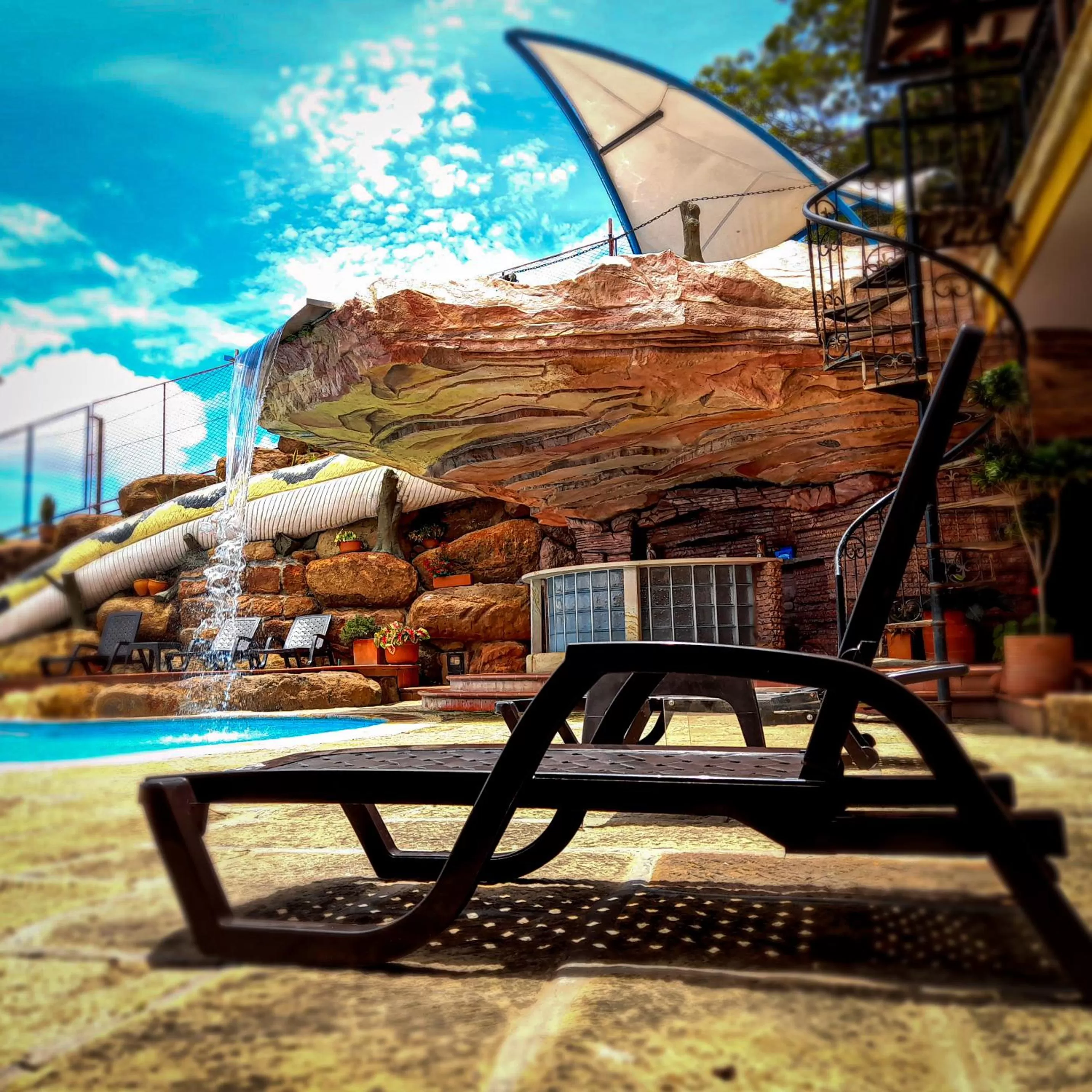 Swimming pool in Hotel Las Rocas Resort Villanueva