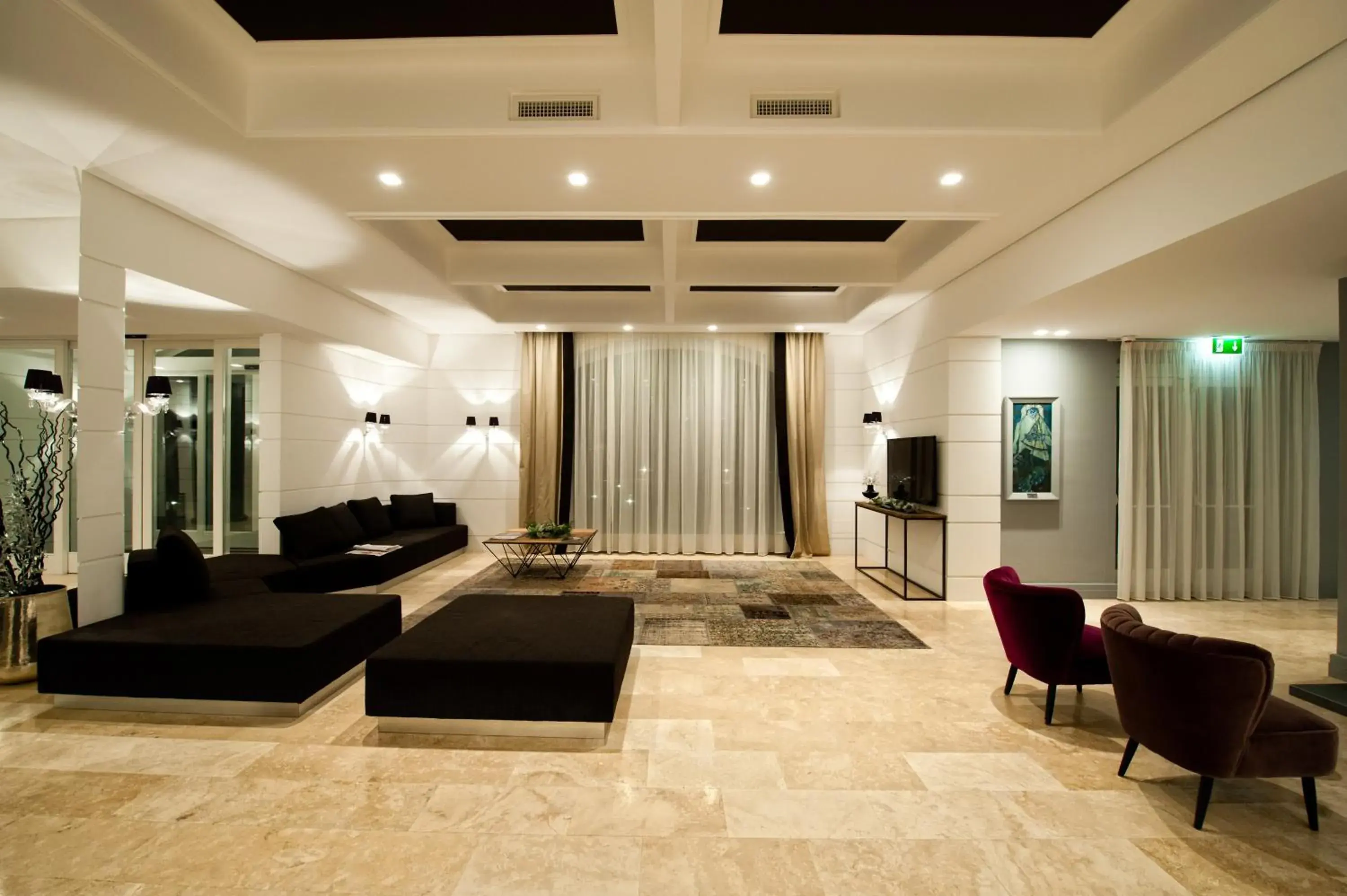 Lobby or reception, Seating Area in Villa Neri Resort & Spa