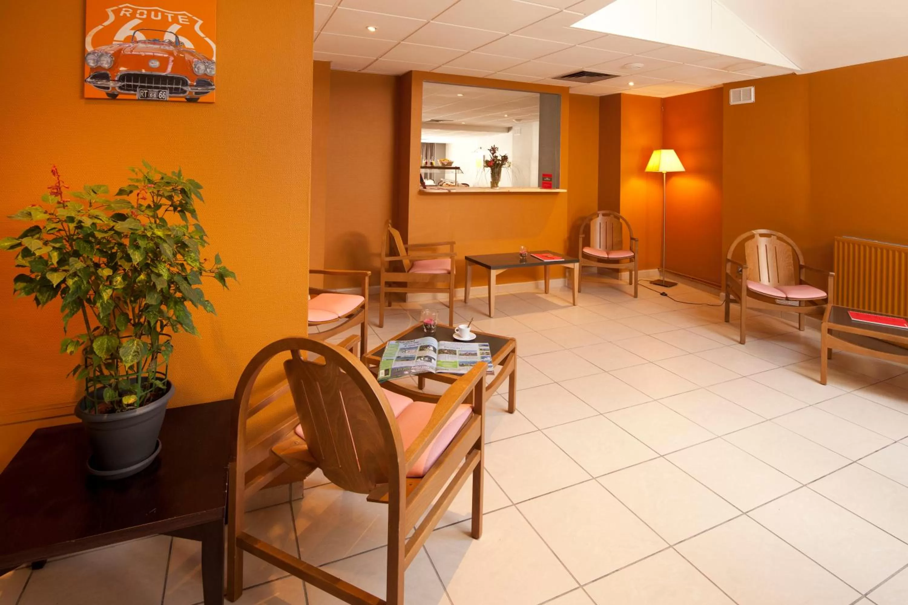 Lobby or reception in Villa Mariale by Popinns