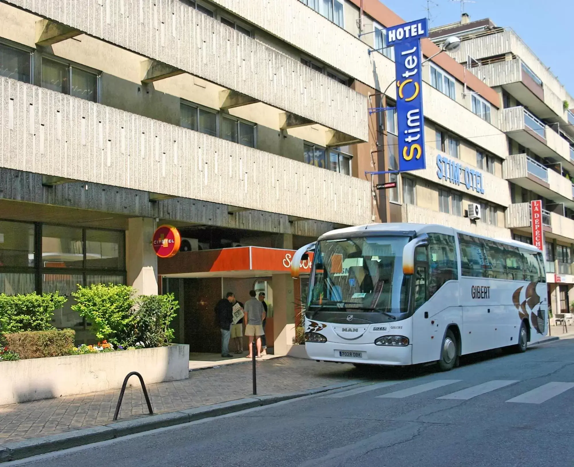 Facade/entrance in Cit'Hotel Stim'Otel Facade/entrance in Cit'Hotel Stim'Otel