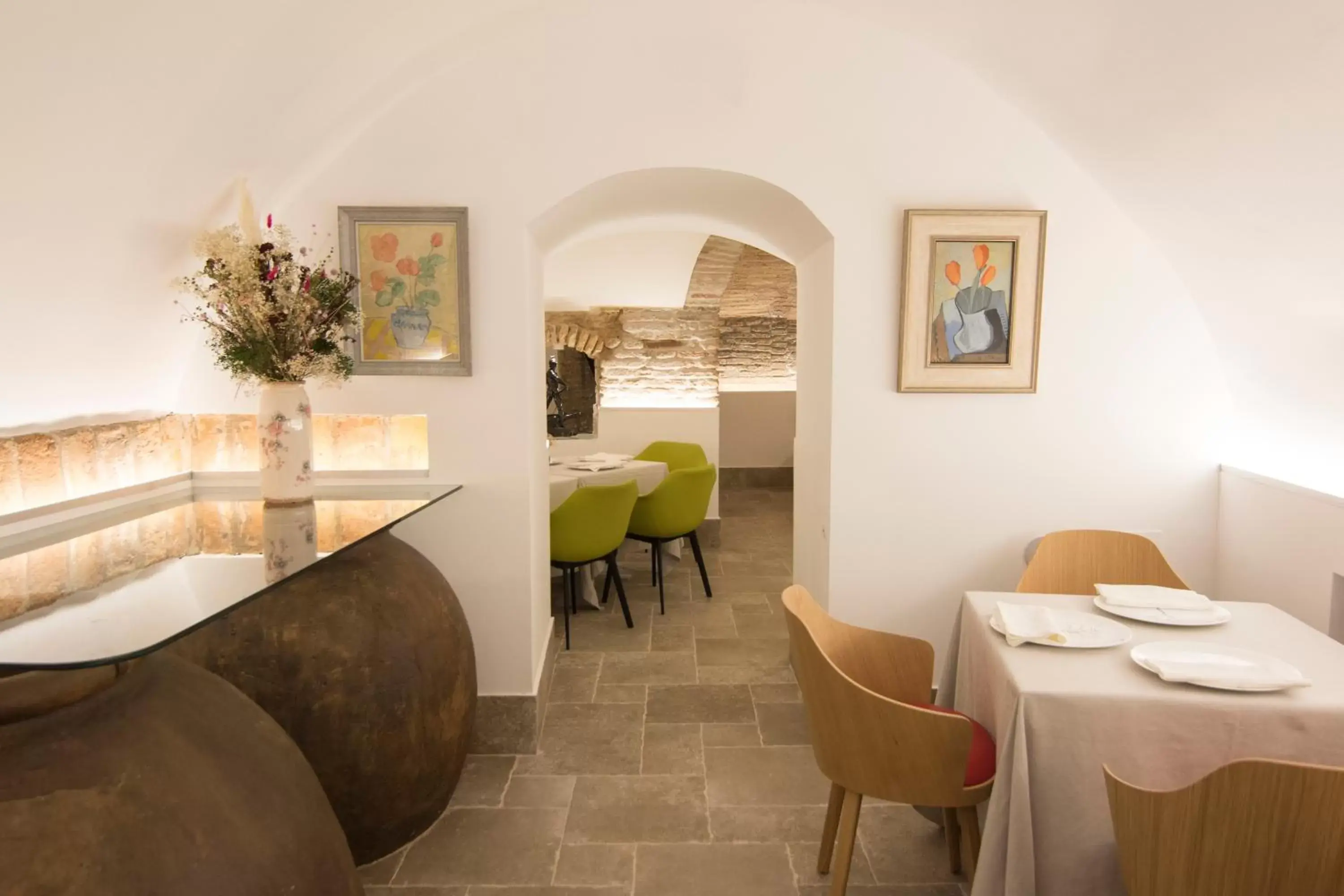 Restaurant/Places to Eat in Hotel Oleum