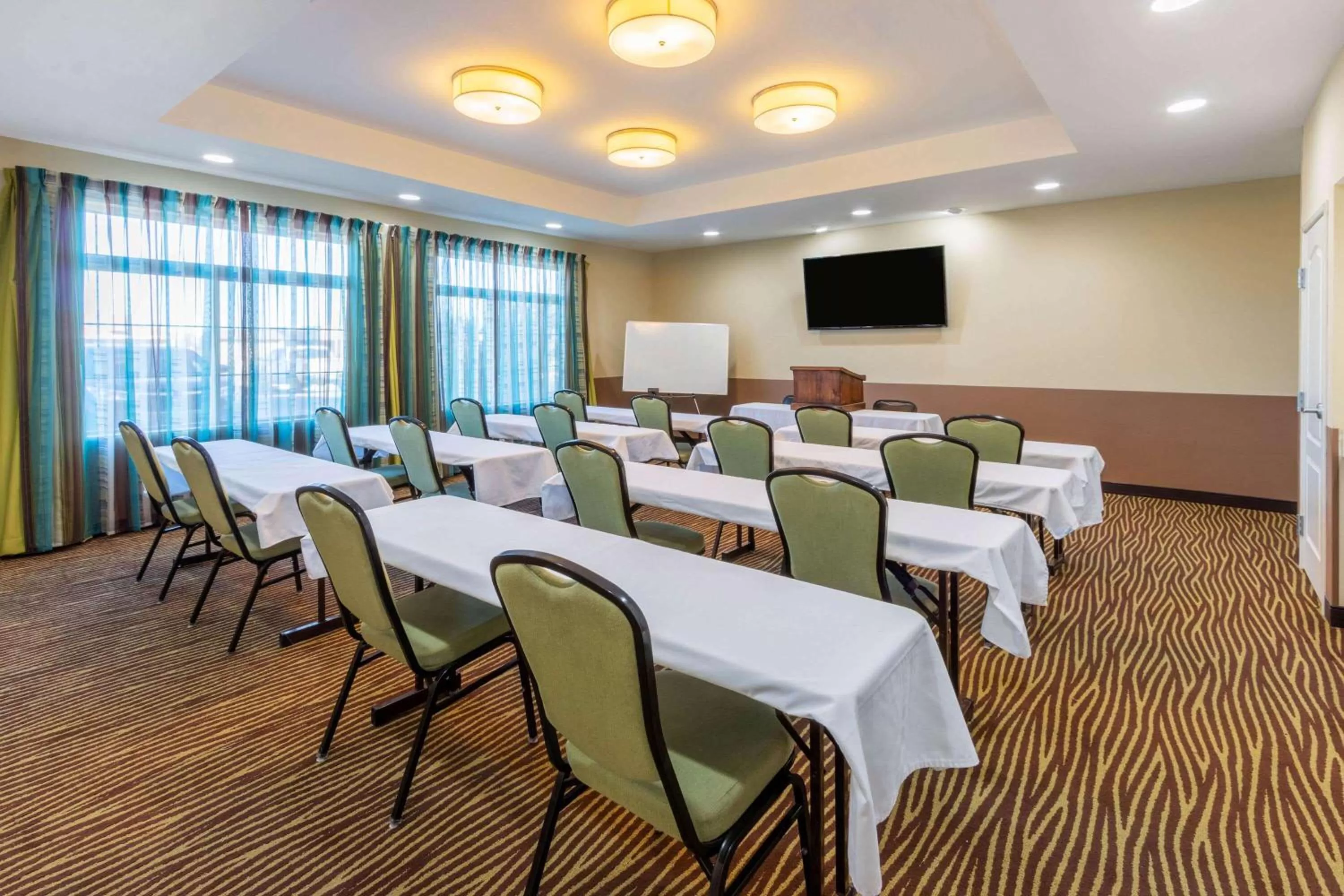 On site in La Quinta by Wyndham Artesia