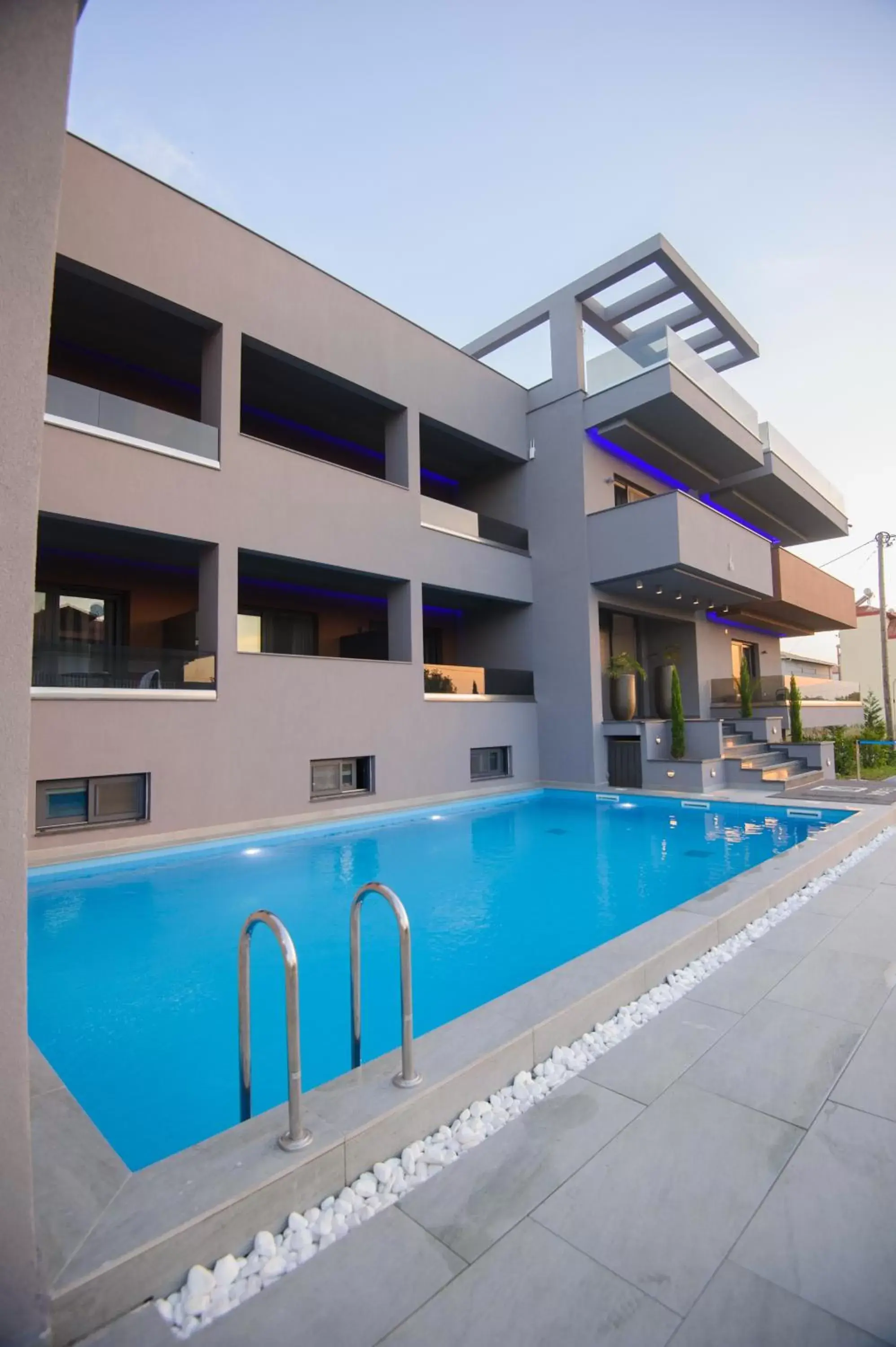 Property building, Swimming Pool in Hotel Yakinthos